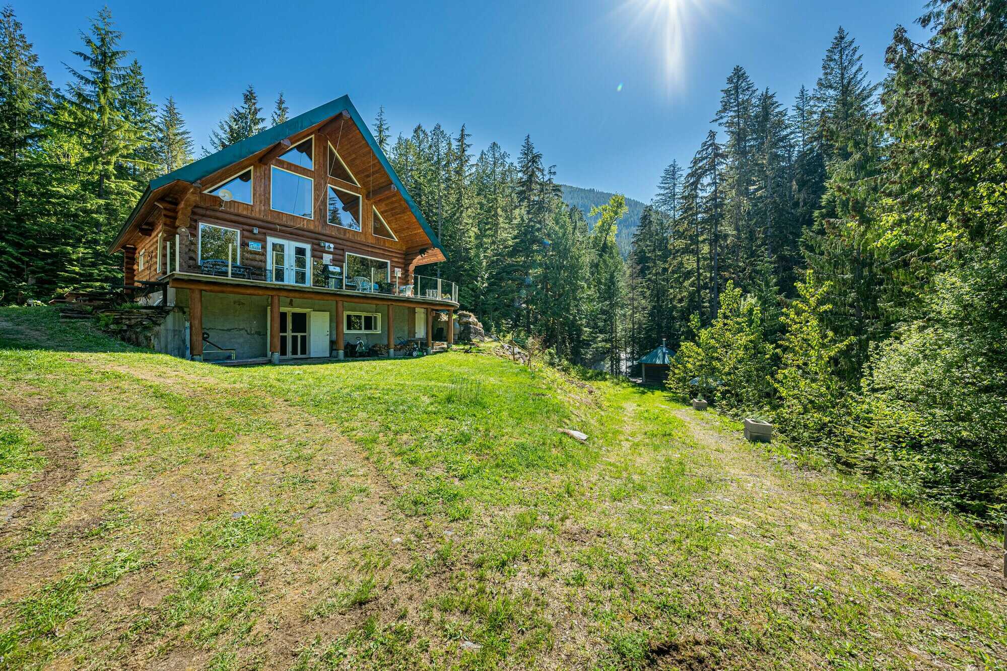 Experience the serenity and simplicity of off-grid living with all the amenities in a breathtaking country setting within a historic community! 3