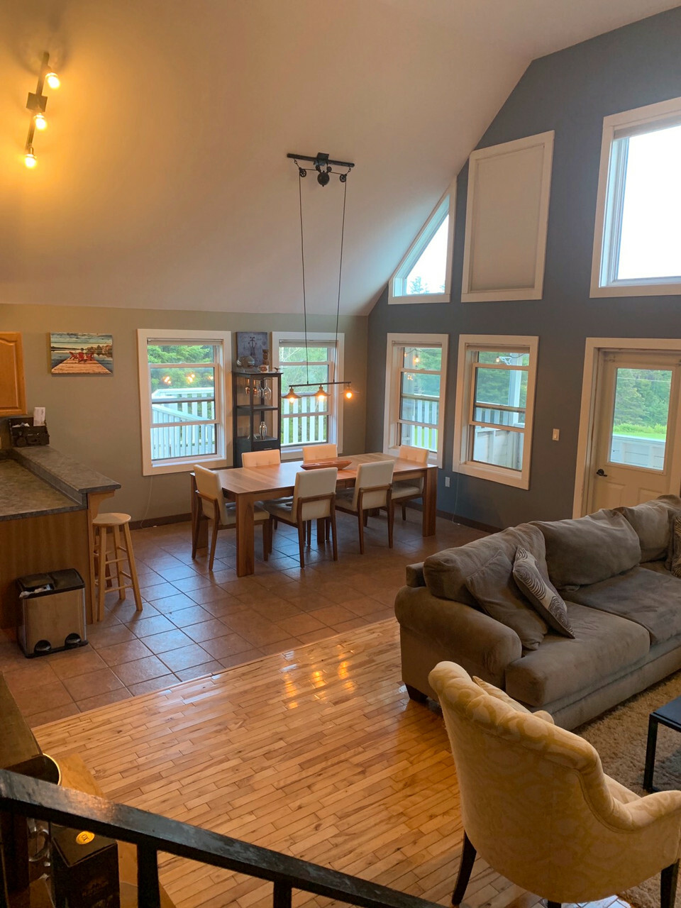 Private lake view house with double garage including second level apartment. 3