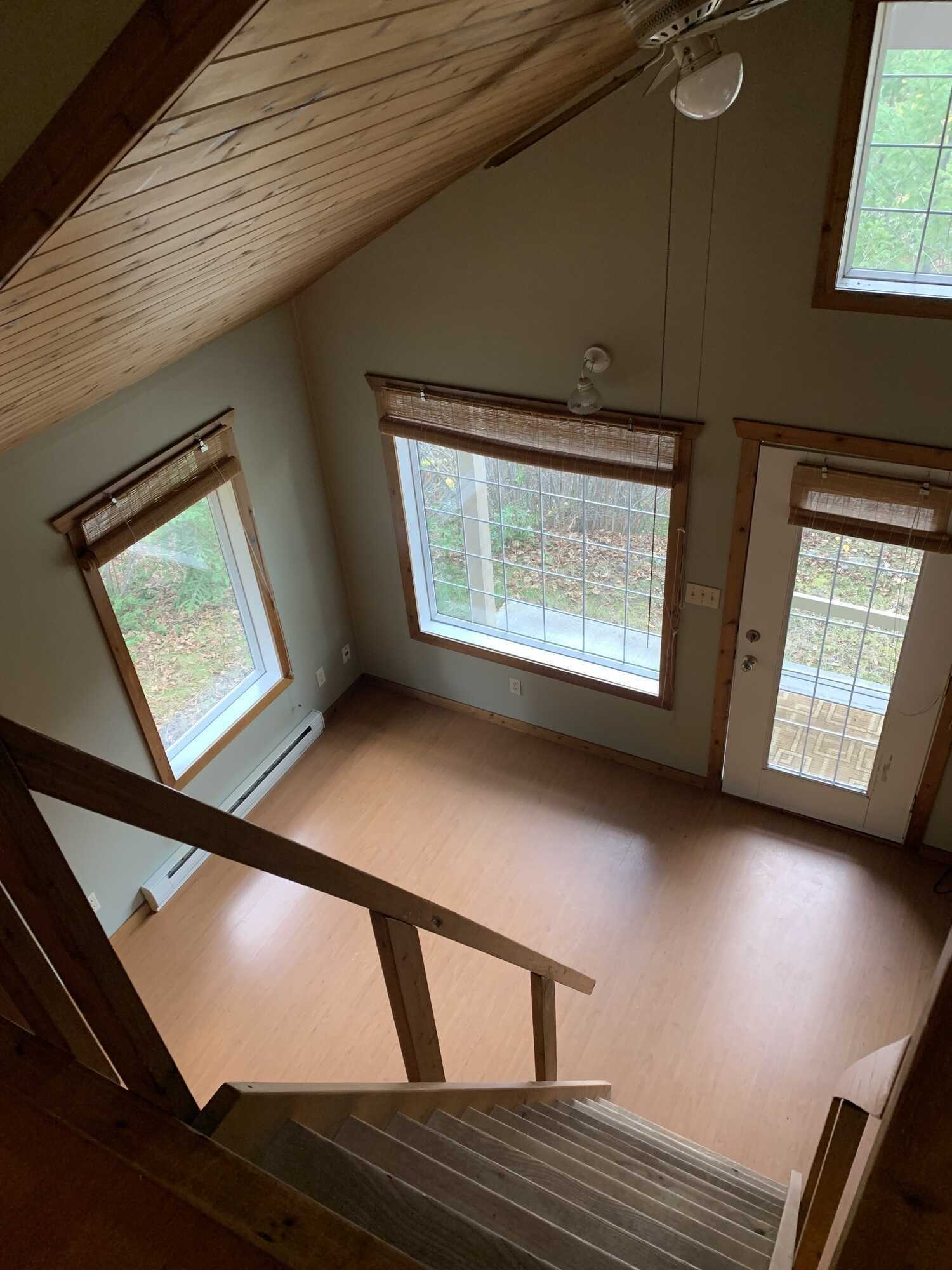 5 Revenue Cottages 5 separate Titles - Slocan Valley  IDEAL INVESTMENT PROPERTY or Multi Family Investment! 5 GARDEN COTTAGES - EACH UNIT typically has 2 bedrooms, full bath & kitchen! Fantastic central location Slocan Valley! 3