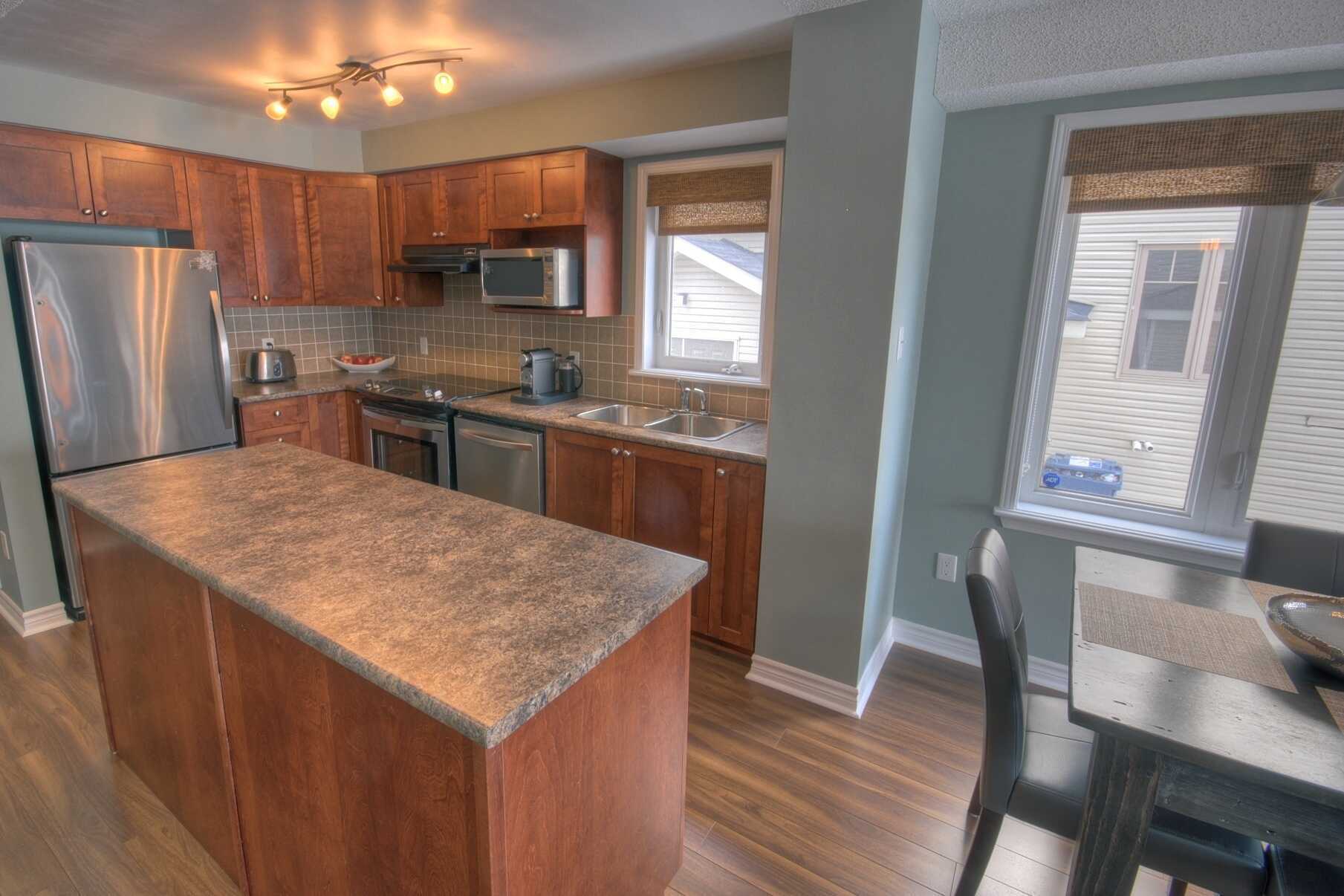 613 Reardon Private, Ottawa 4