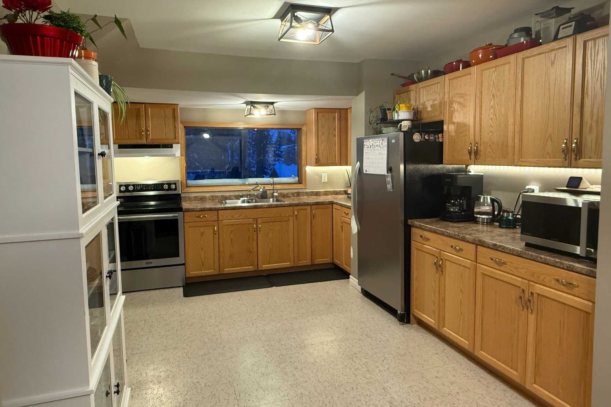 Nature-Lover’s Retreat on Nearly 1 Acre — Walk to Parks, Trails, Golf, and the Water! 2
