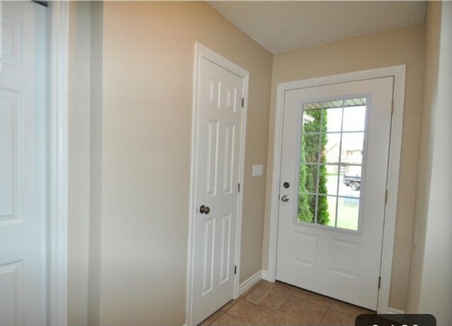 *REDUCED PRICE* Cozy, Spacious Townhouse in a Friendly Community – Move-In Ready! 2