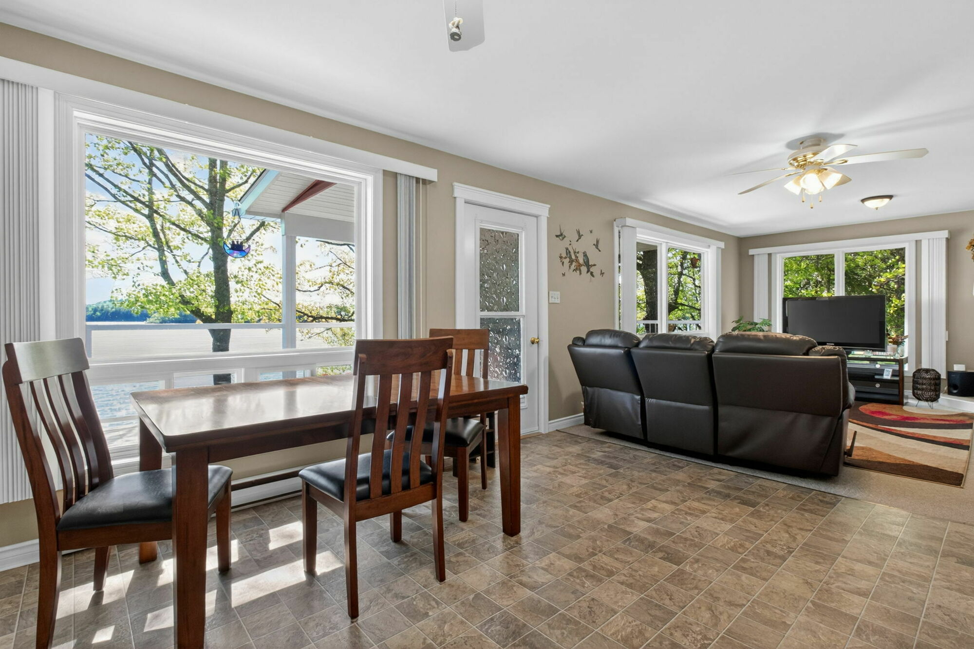 Waterfront Living on Beautiful Belleisle Bay! 5