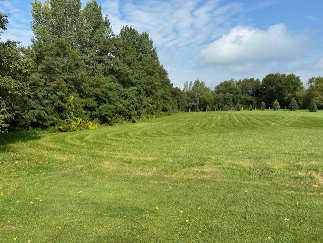 3/4 acre level residential building lot. 5