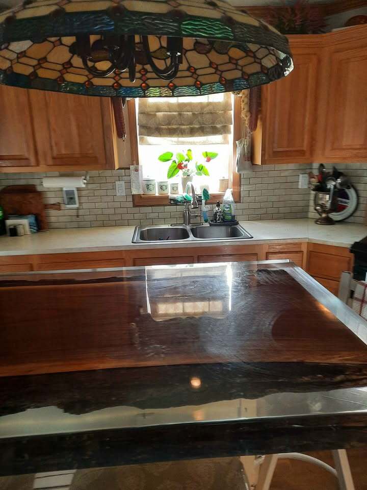 Well-Maintained 4-Bedroom Home with Ensuite 3