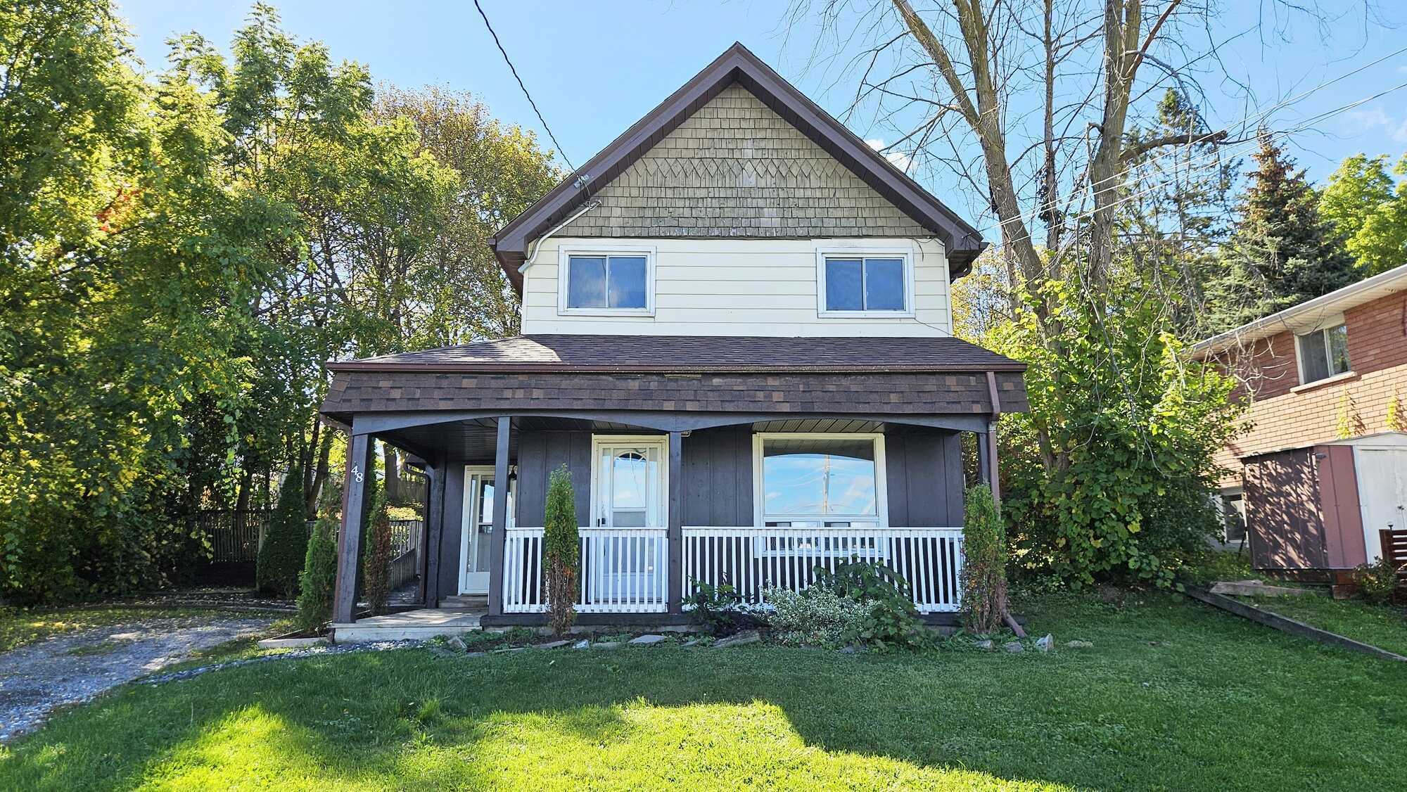 Renovated 3 Bed 1 Bath On HUGE Tiered Lot In Belleville! 2