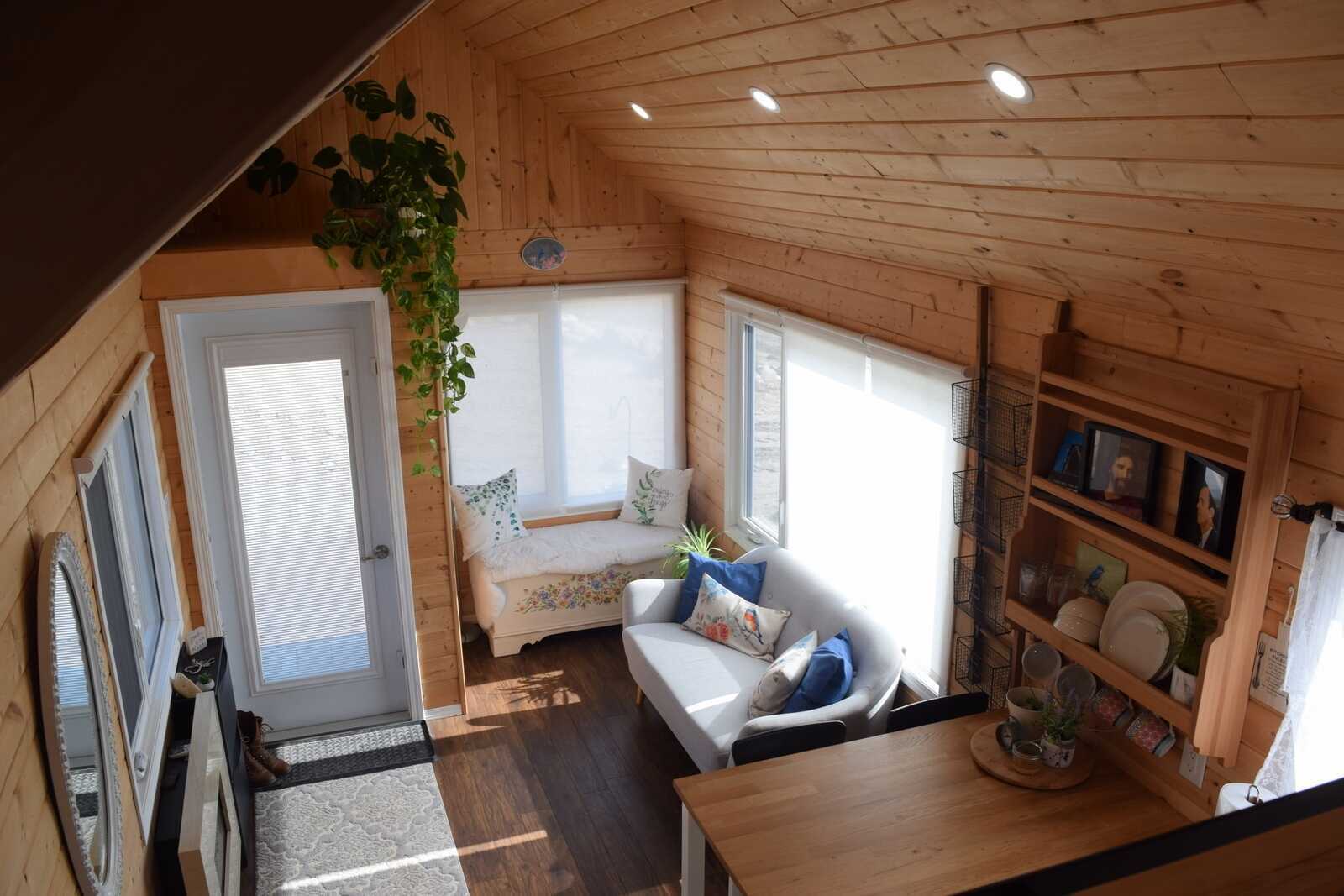 TINY HOME! 4