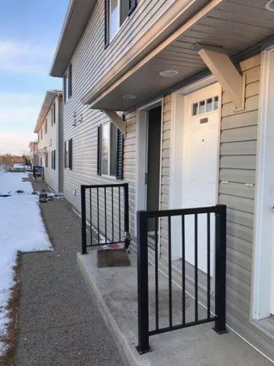1152 sqft 2BR +Den - Main floor Executive condo for sale! 5