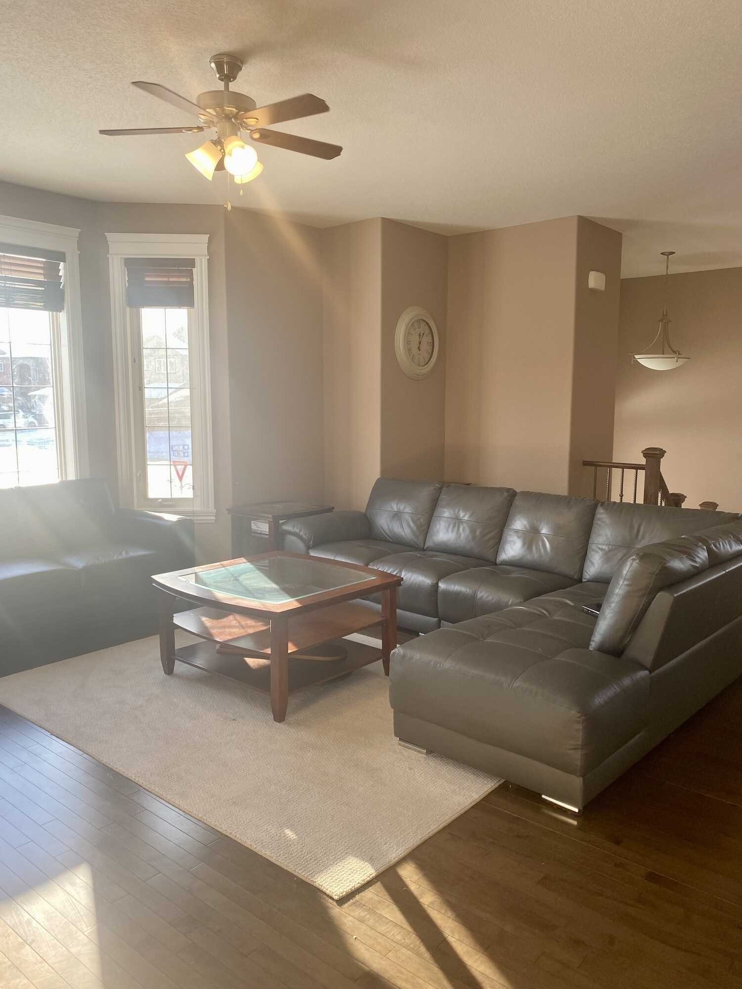 Great home, with 2 bedroom legal suite to pretty much cover your mortgage, lots of parking with Rv parking. Move in ready 5
