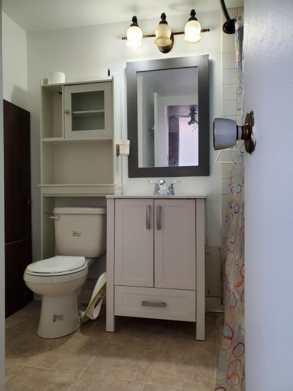 Beautiful One Bedroom Downtown Condo Available 3