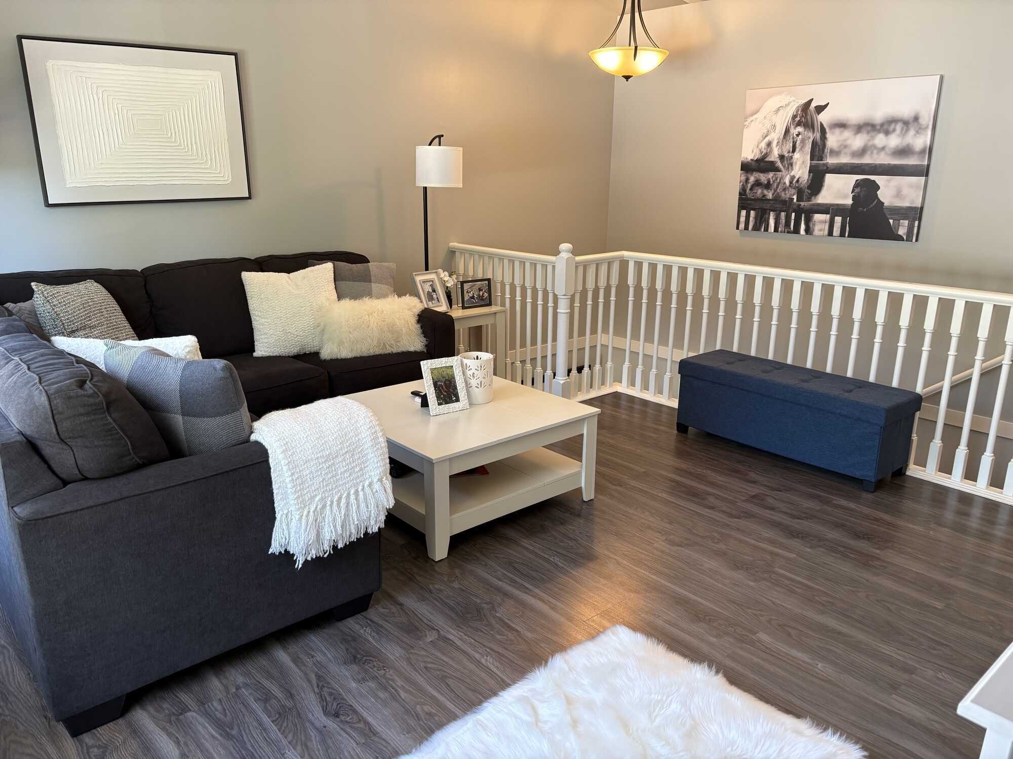 Welcome to #111 – 1801 53 Avenue, a beautifully updated 3-bedroom + den, 2-bathroom home offering comfortable, low-maintenance living in a convenient Vernon location. 3