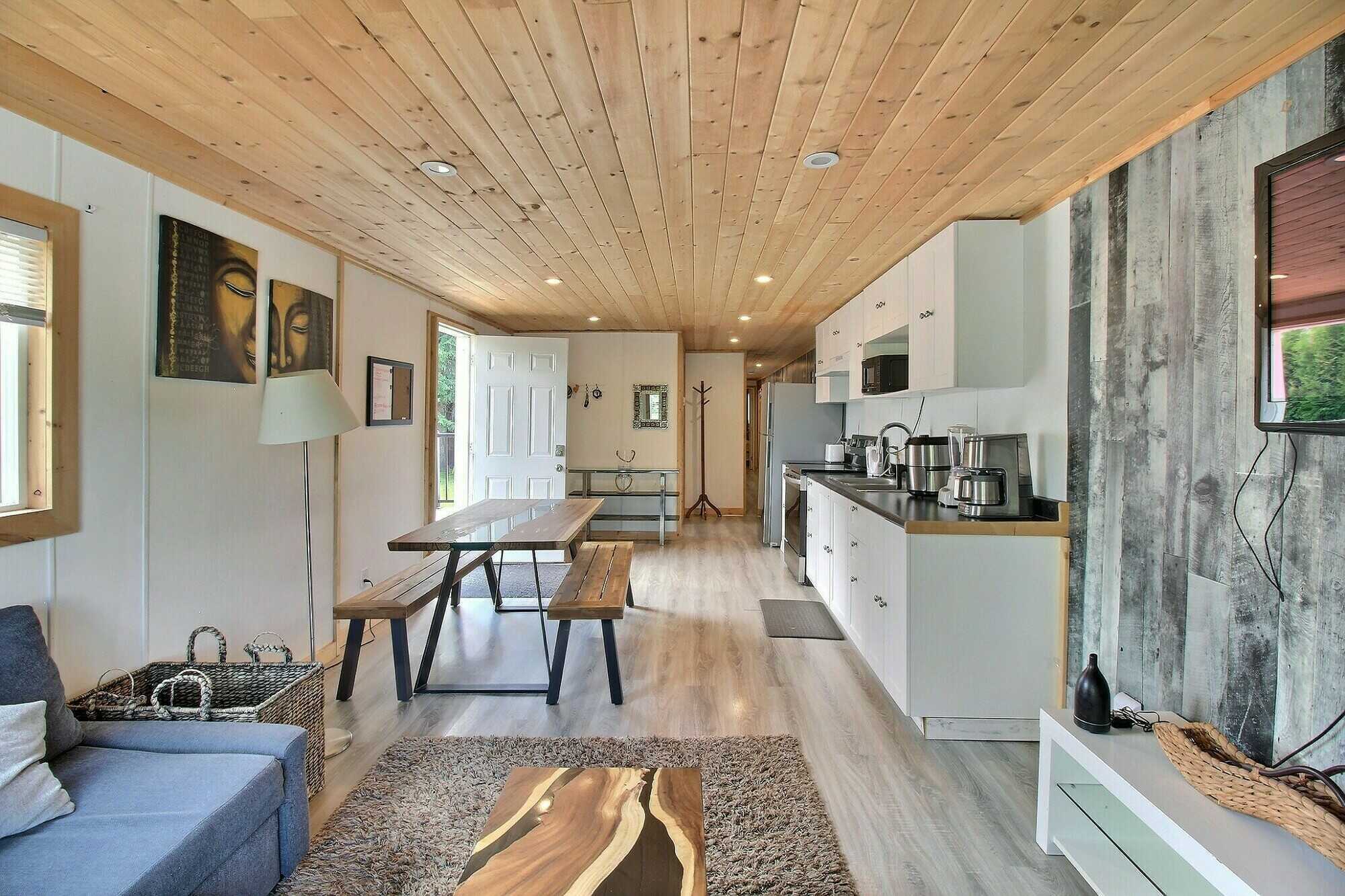 Investor Alert or First-Time Buyer Opportunity – Turnkey & Ready to Go! 5