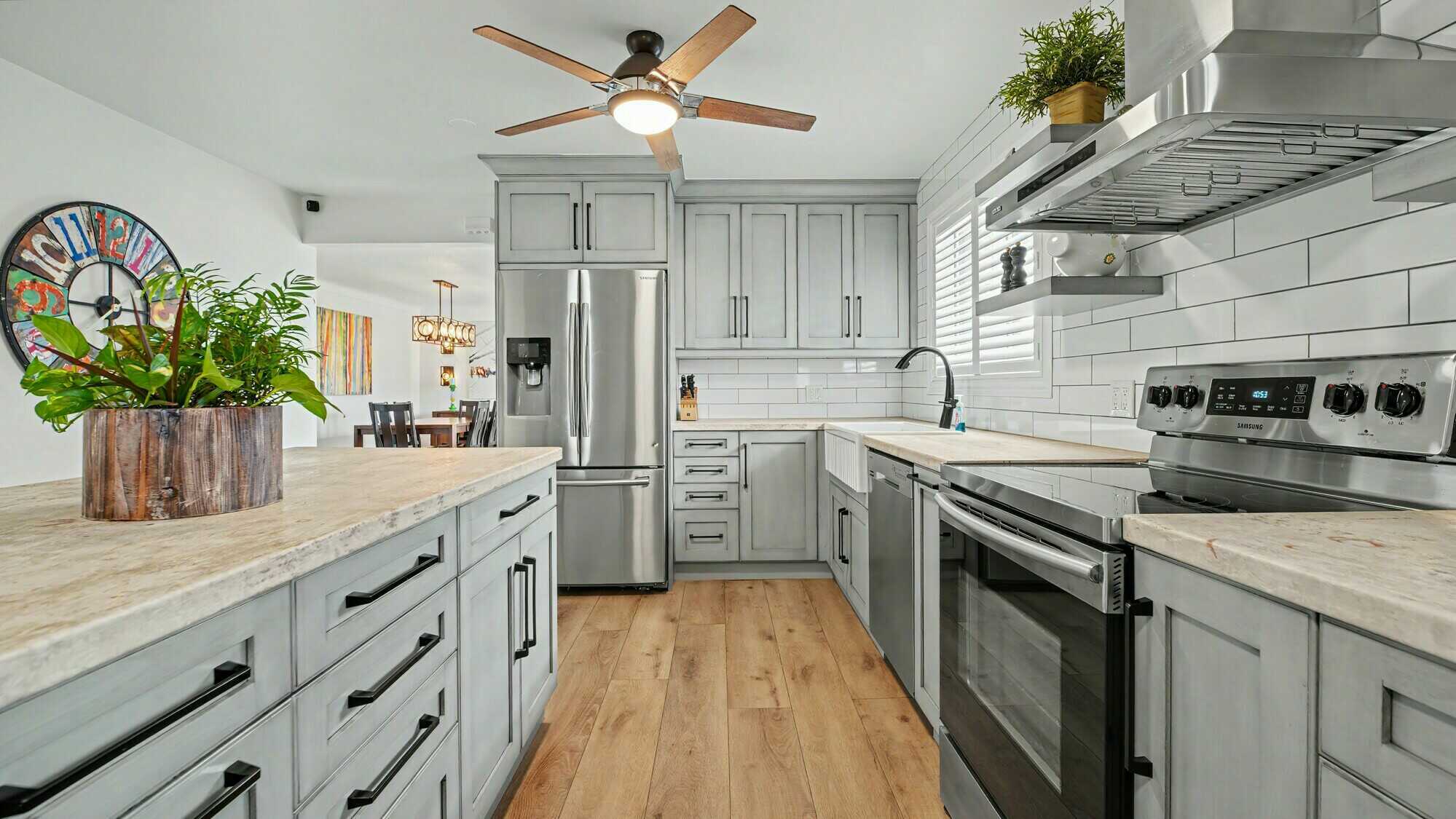 Fully Renovated 3+2 Bedroom Bungalow with Custom Kitchen, Detached Garage Workshop with Loft Storage, & Outdoor Entertaining Spaces 2