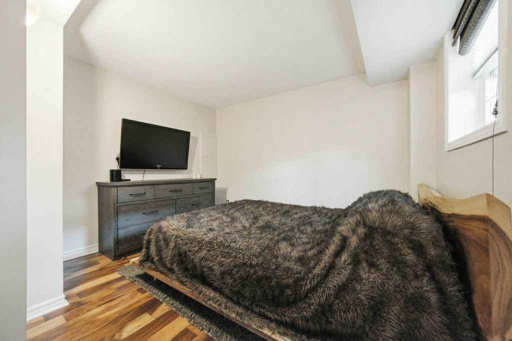 Luxury meets affordability! 4