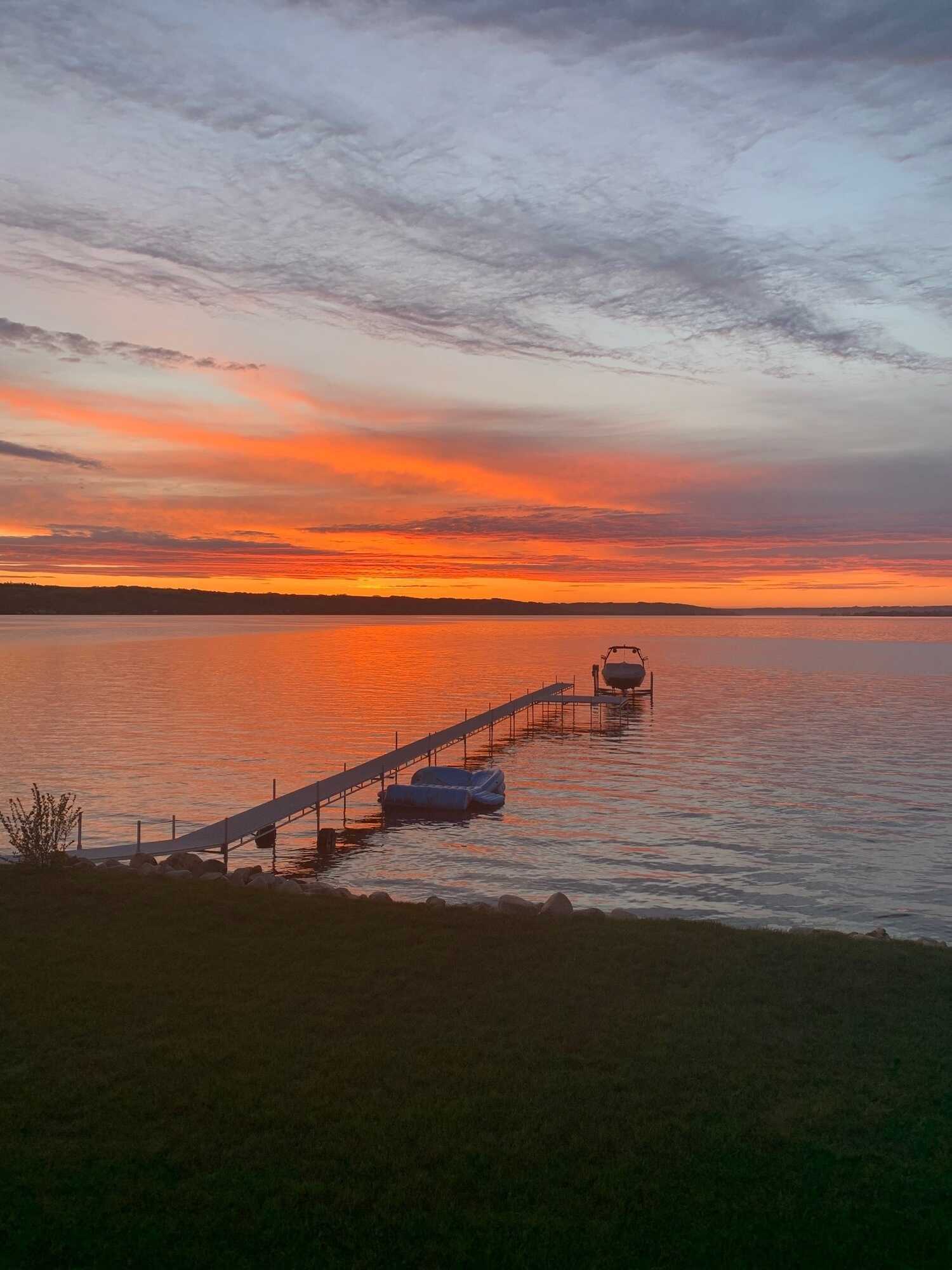 Very rare, FLAT lakefront lot at Katepwa. 3