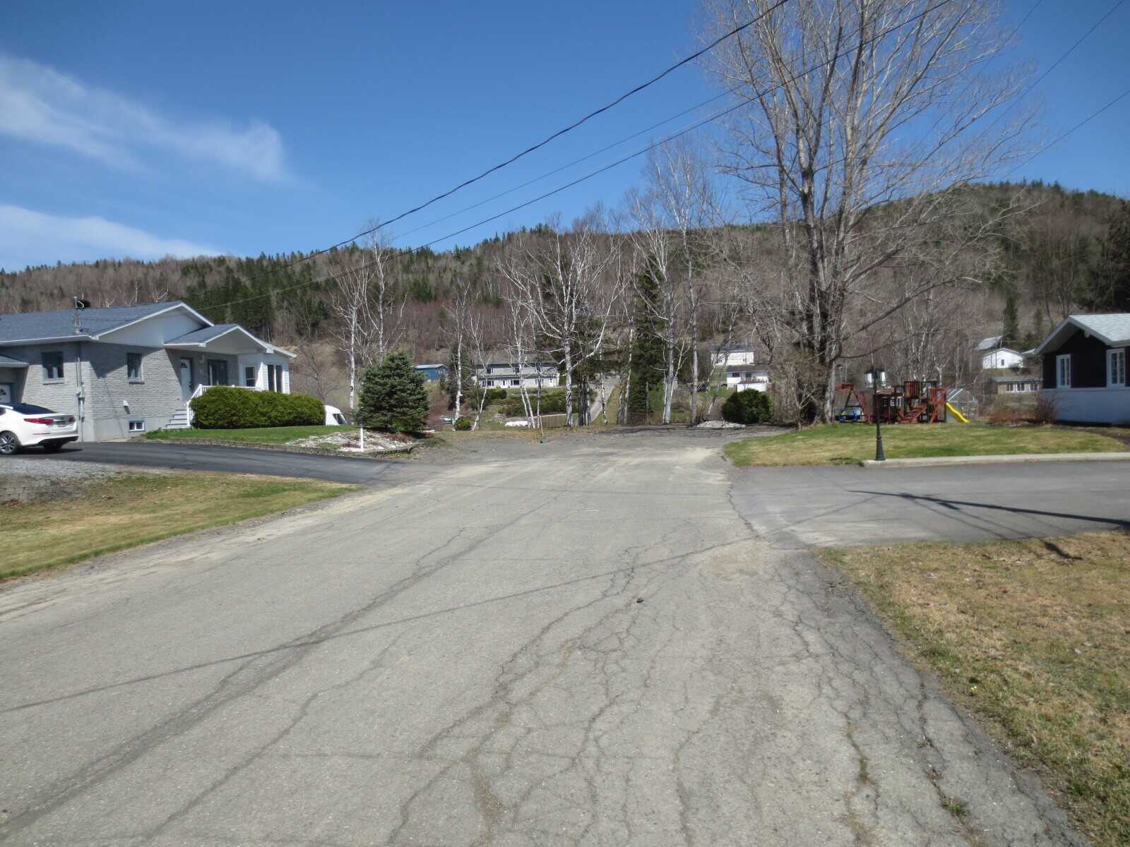 37 Rue Thomas, Saint-Jacques 4