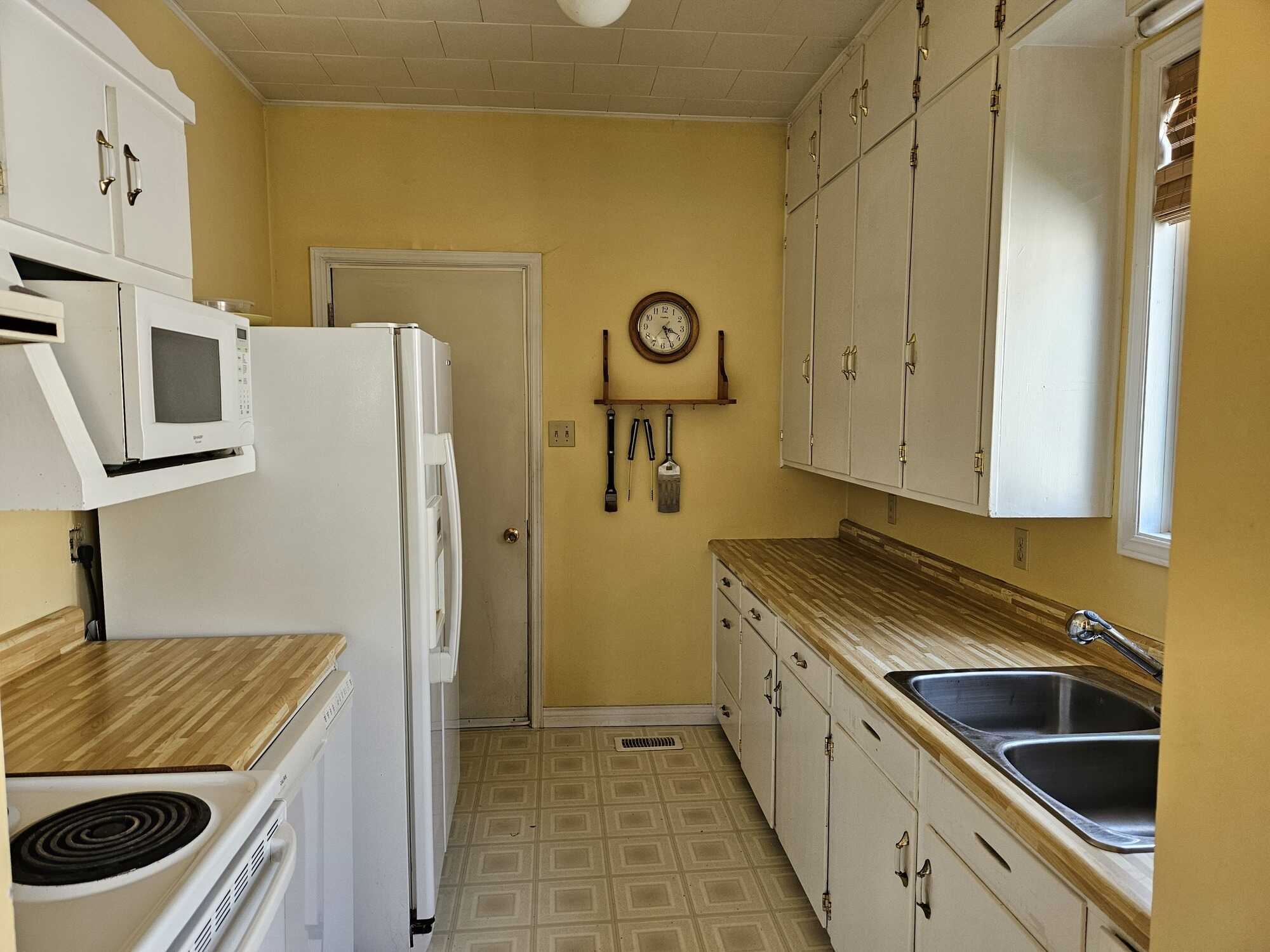 Spacious Home with Residential & Commercial Zoning 2