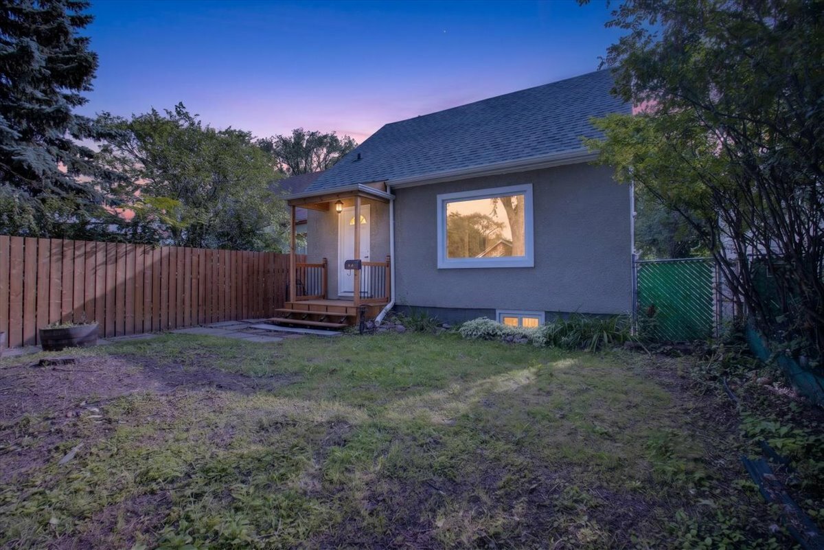 COMPLETELY RENOVATED FROM TOP TO BOTTOM, this 1.5-storey, 4-bedroom, 2-bathroom home is located in the quiet Alberta Avenue neighbourhood. 2
