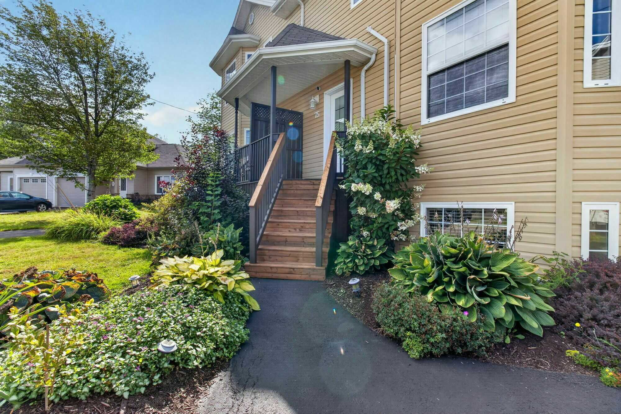 ✨ Bright & Spacious Moncton North Semi on a Huge Pie-Shaped Lot! 2