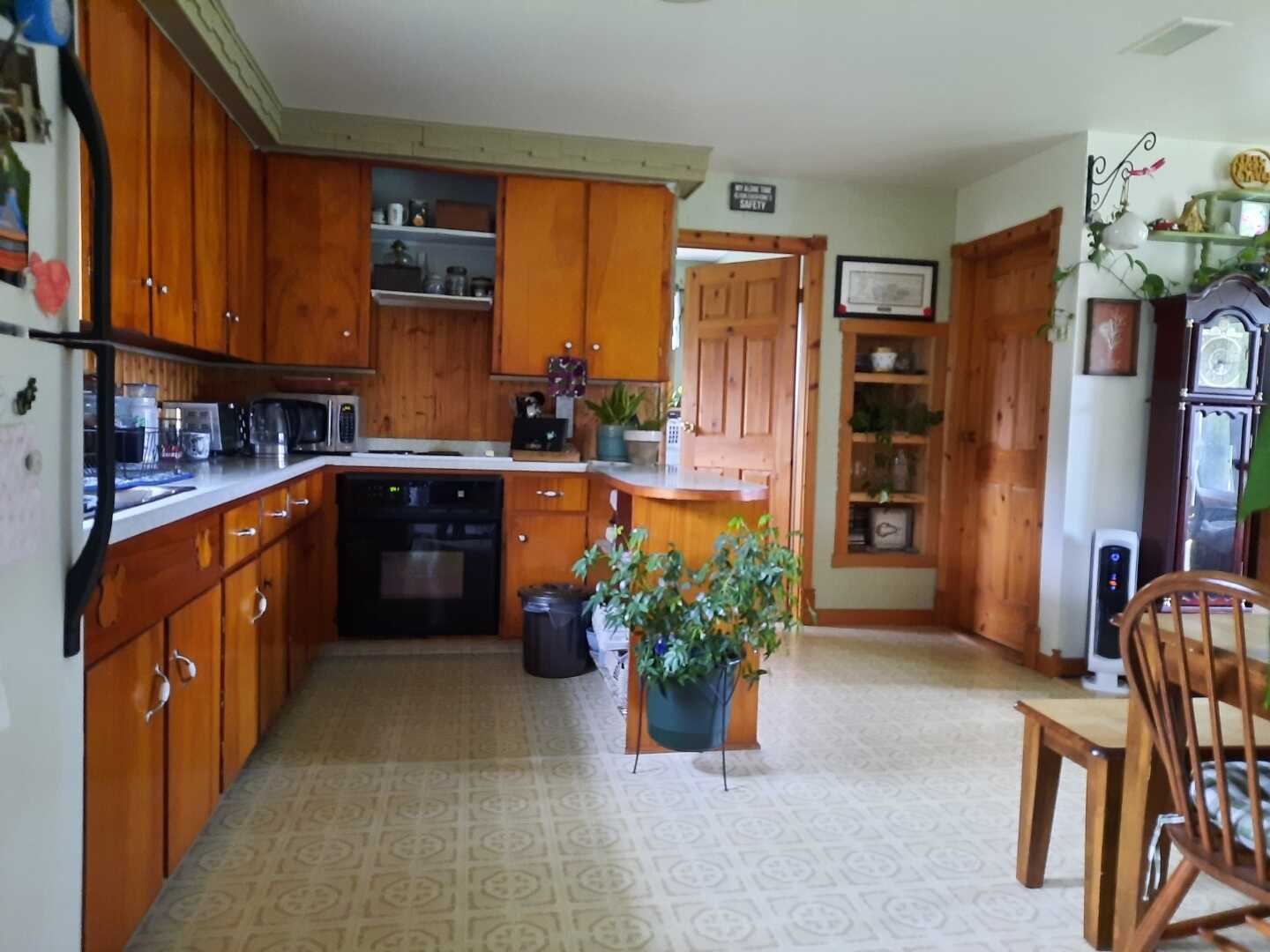 Cozy little home to make your own 4