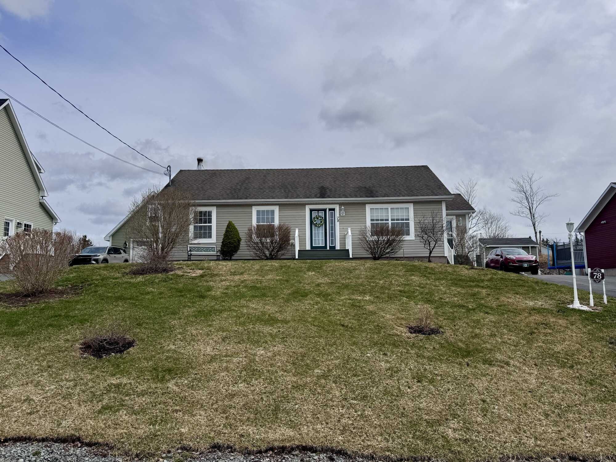 Charming Bungalow in Family-Friendly Neighbourhood 2