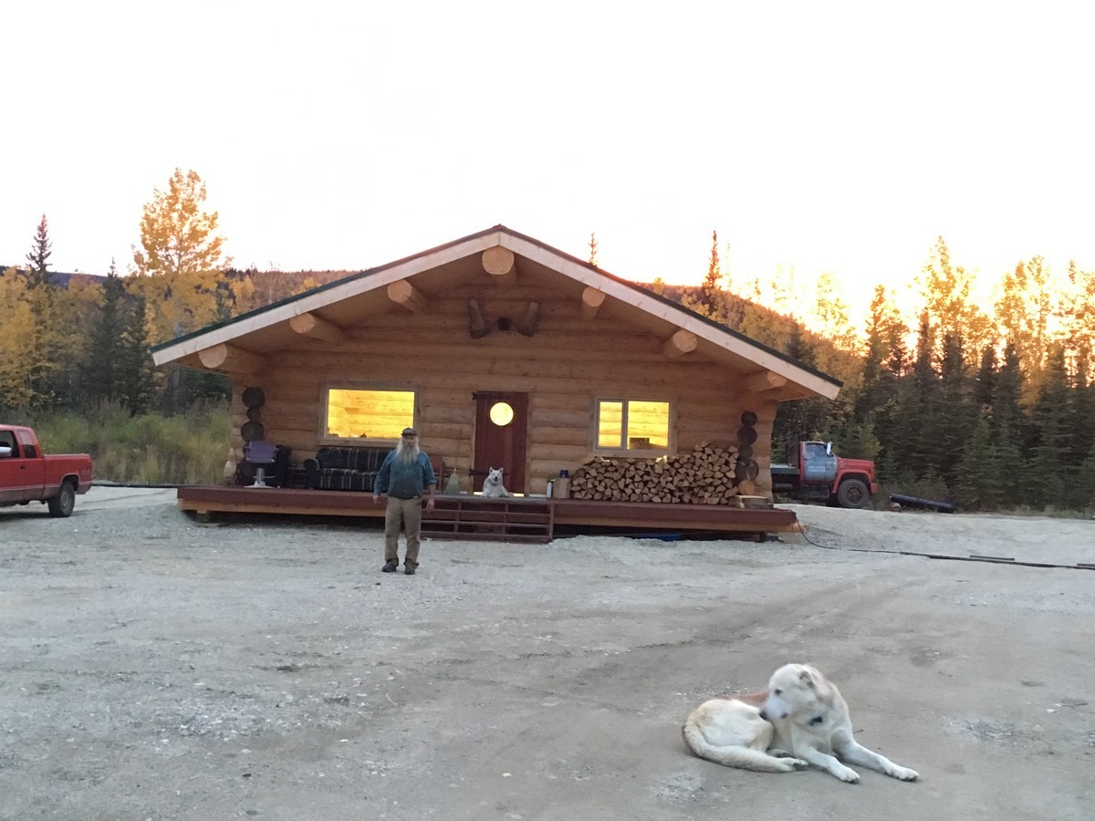 Log home, lodge/camp, guest cabins, & more situated on one mile of river frontage. 5