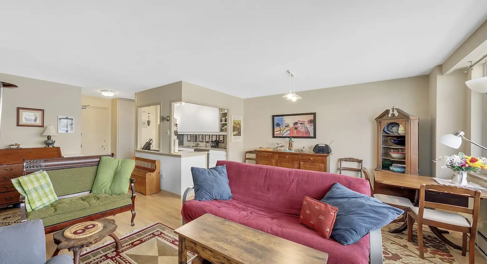 Private sale of one-bedroom Toronto apartment 5