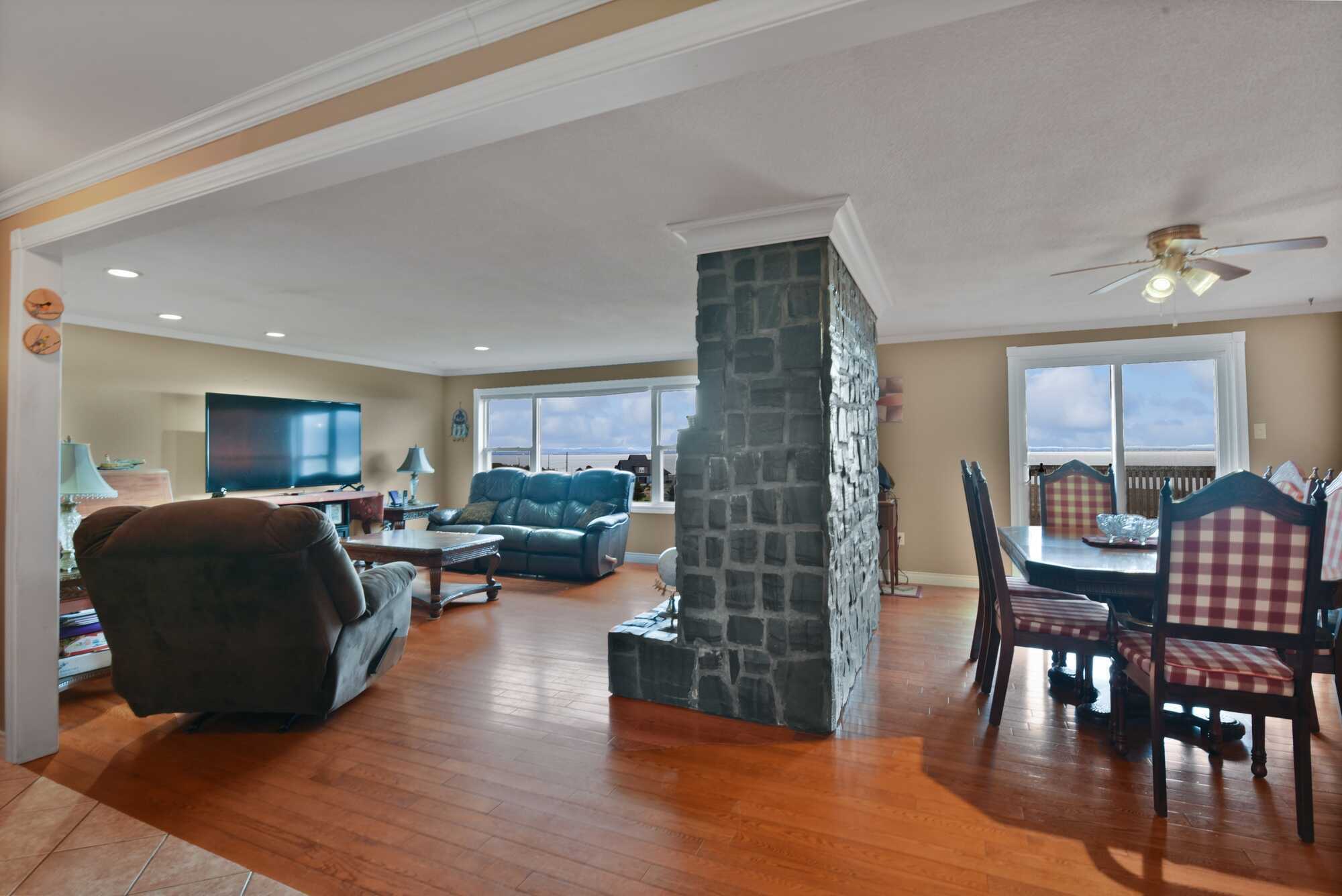 This is a rare find — an extraordinary oceanfront estate with exceptional potential! 4