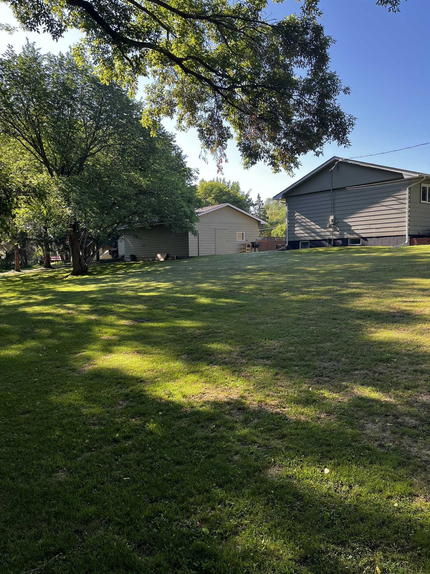 House for Sale in Wawanesa 4
