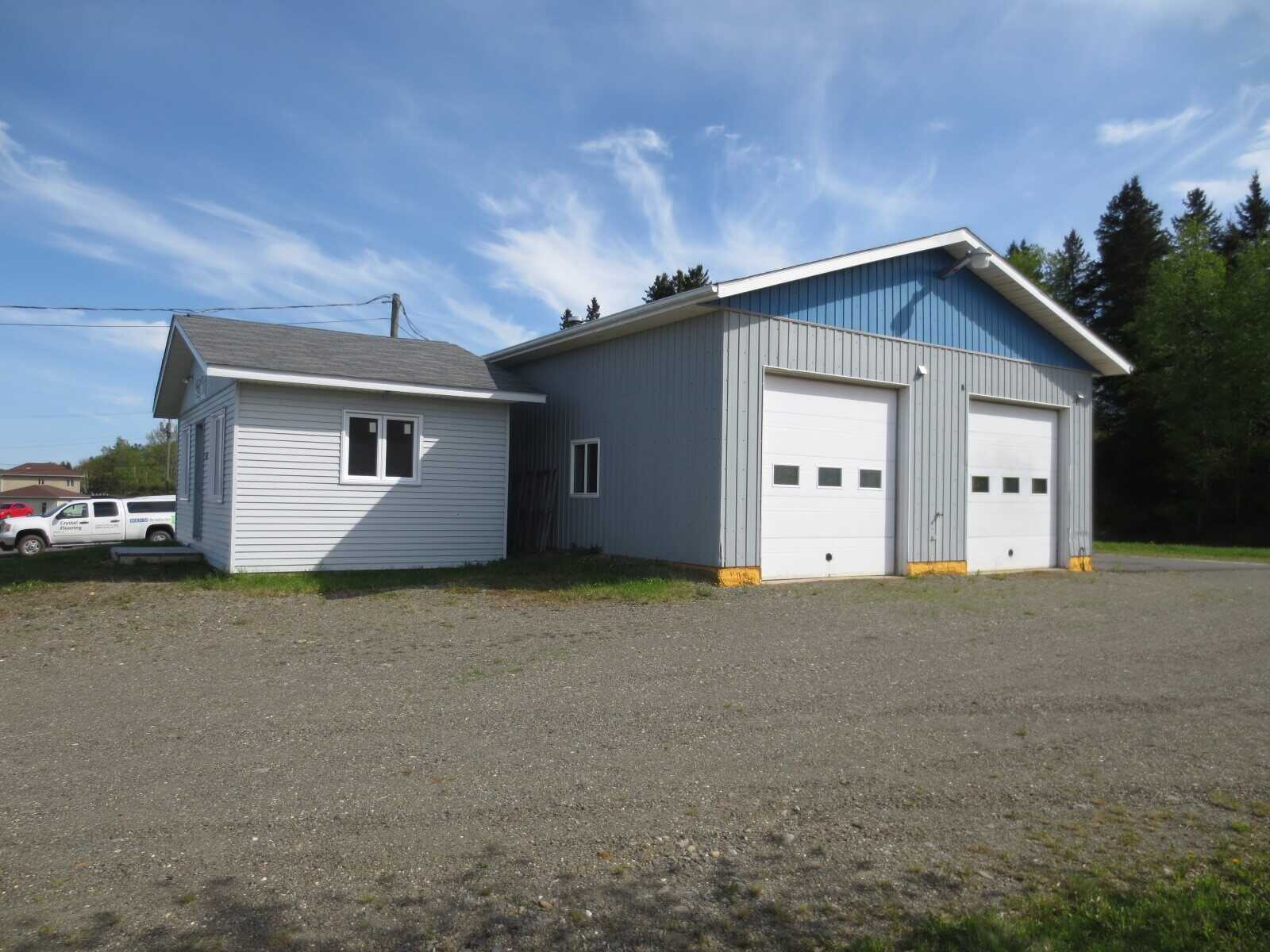 541 Main St, Grand Falls 3