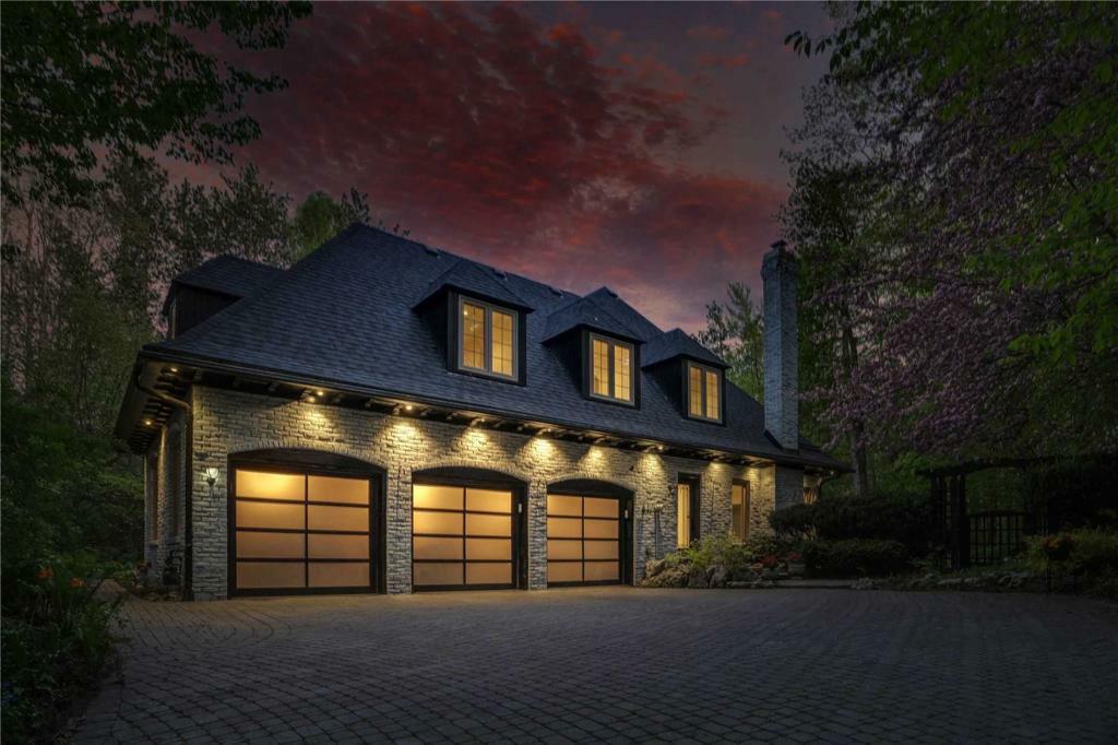 70 High Oak Trail, Richmond Hill 4