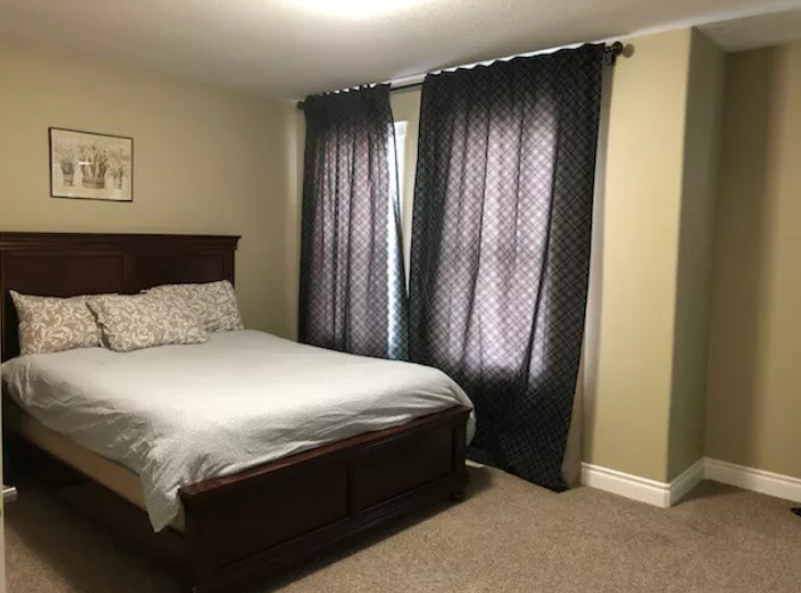 5 Bedroom 4.5 Bathroom Home in Timberlea! 3