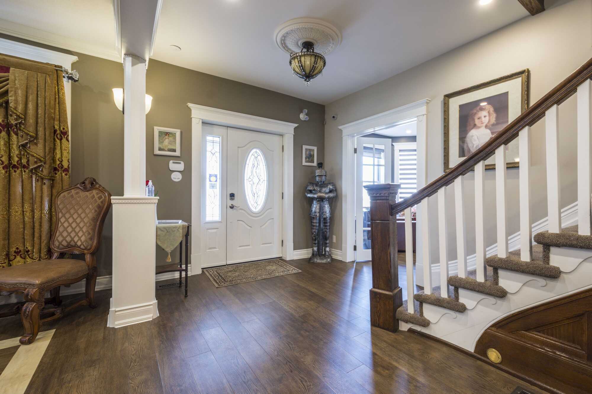 Luxurious 4-Bedroom + Den with Pool, High-End Finishes & Turnkey B&B Potential 3