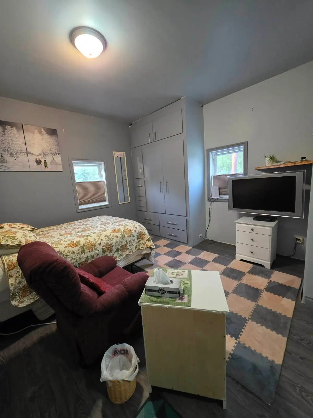 Acreage in Dawson Yukon 4