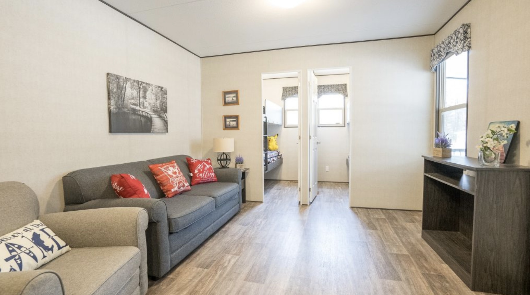 Escape the City! Fully Furnished Cottage in Shamrock Bay Resort 5