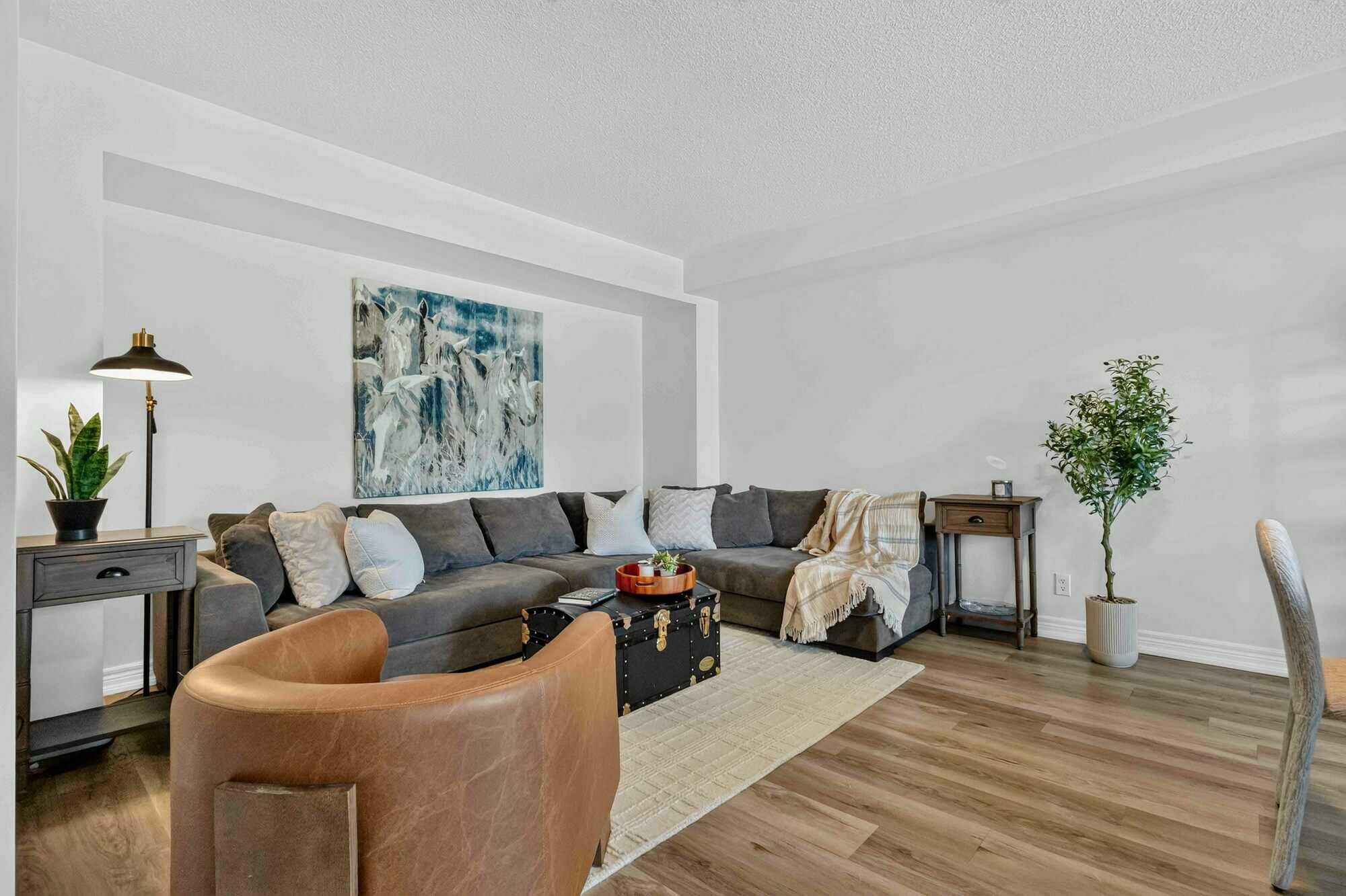 Don't miss this beautiful Freehold Townhome with no monthly fees in North Oshawa. 4