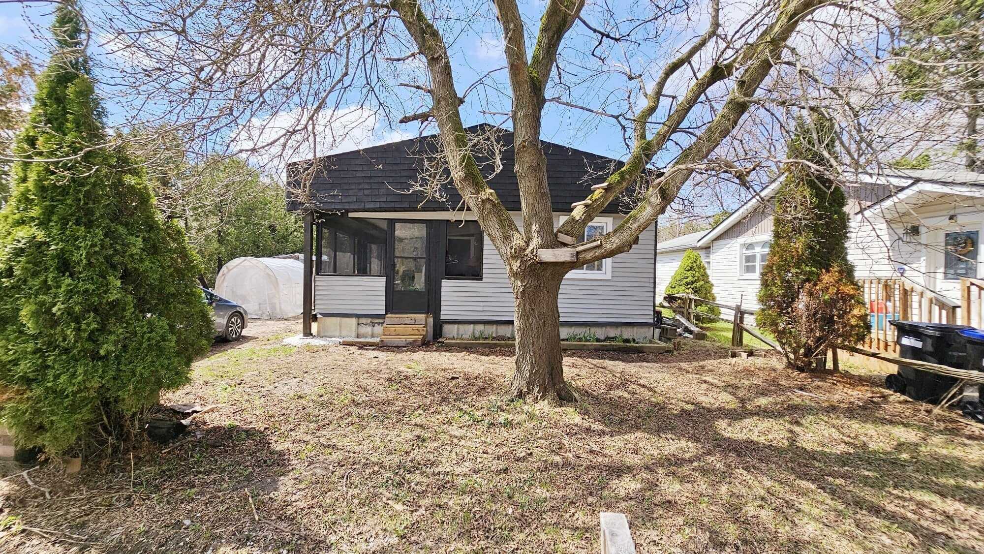 1st Time Home Buyers - Great Opportunity to own your own place! 2