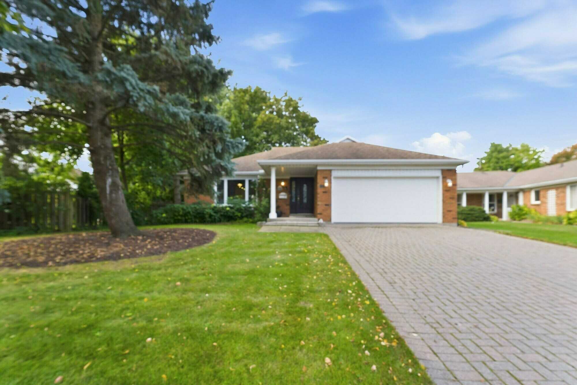 Well-Loved Bungalow in the Heart of Heritage Village 3