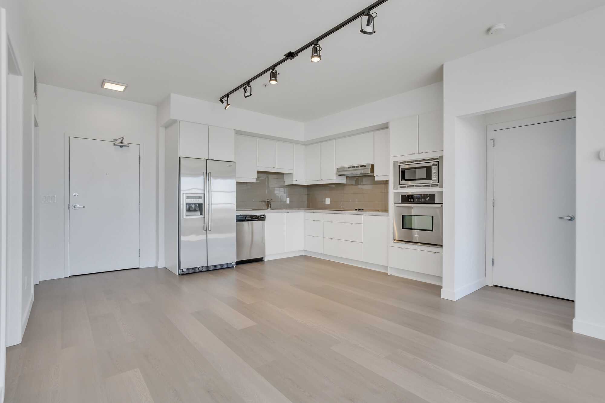 1 Bed Condo ~ A/C ~ New Updates ~ Amenities in the Building ~ Great Location in Red Deer 5