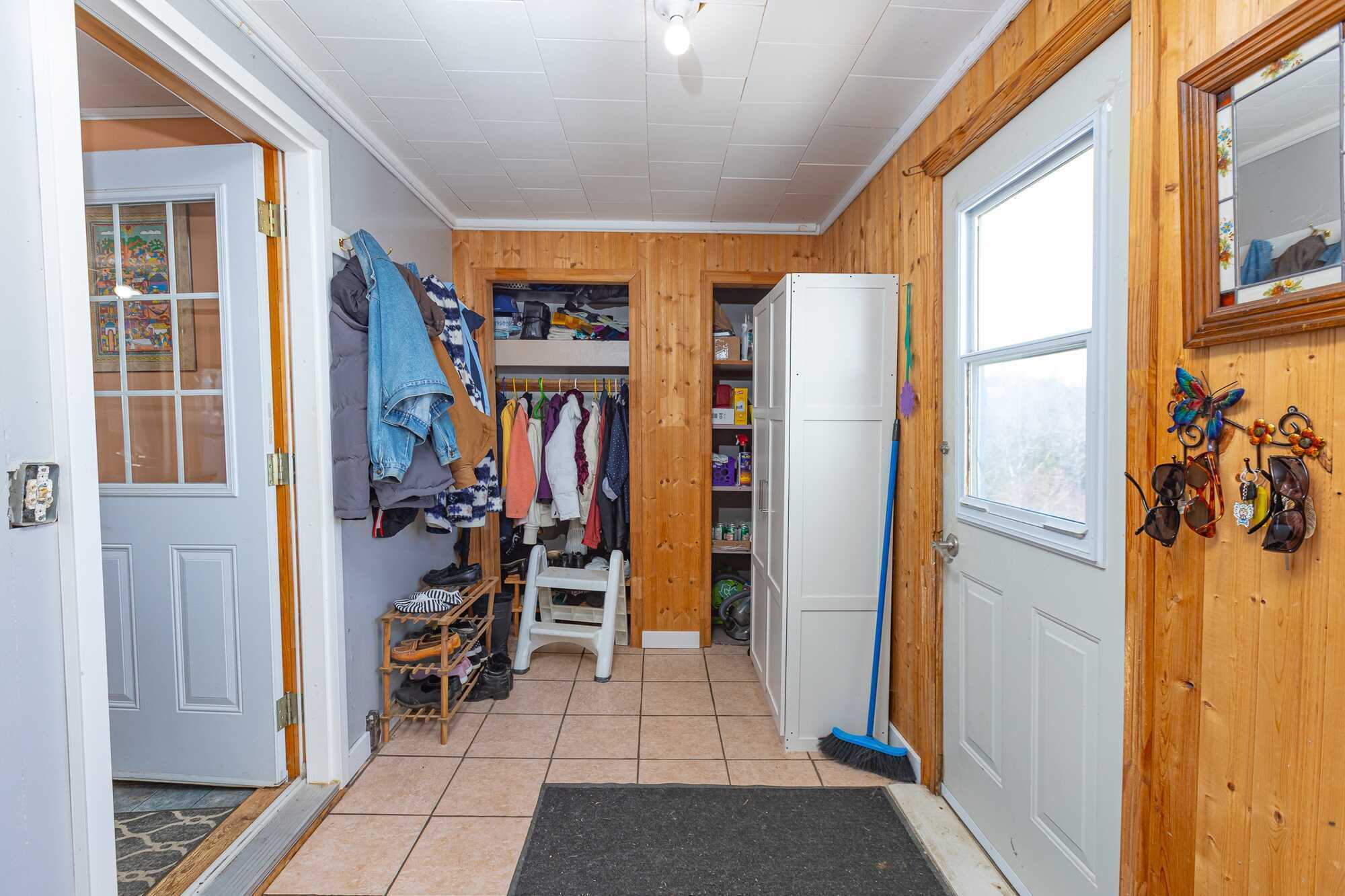 Wake Up to Nova Scotia Countryside Every Morning — 5-Bed Home, 3
Private Acres & a Cozy Wood Stove, Just 15 Minutes from Yarmouth
Motivated Seller! 4