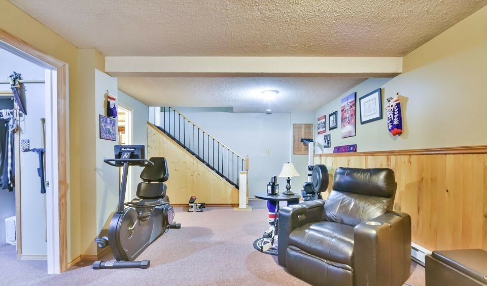 Move-In Ready Home in North Orillia 5