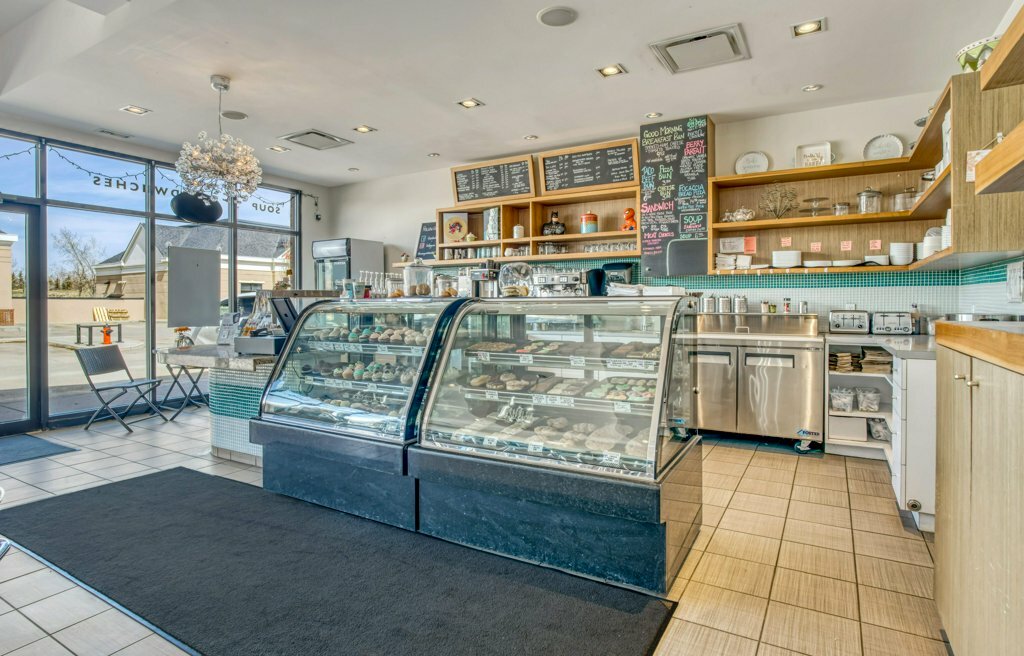 Looking to purchase an established café and bakeshop business in Okotoks? Look no further than Brown Sugar Bake Shop! 2