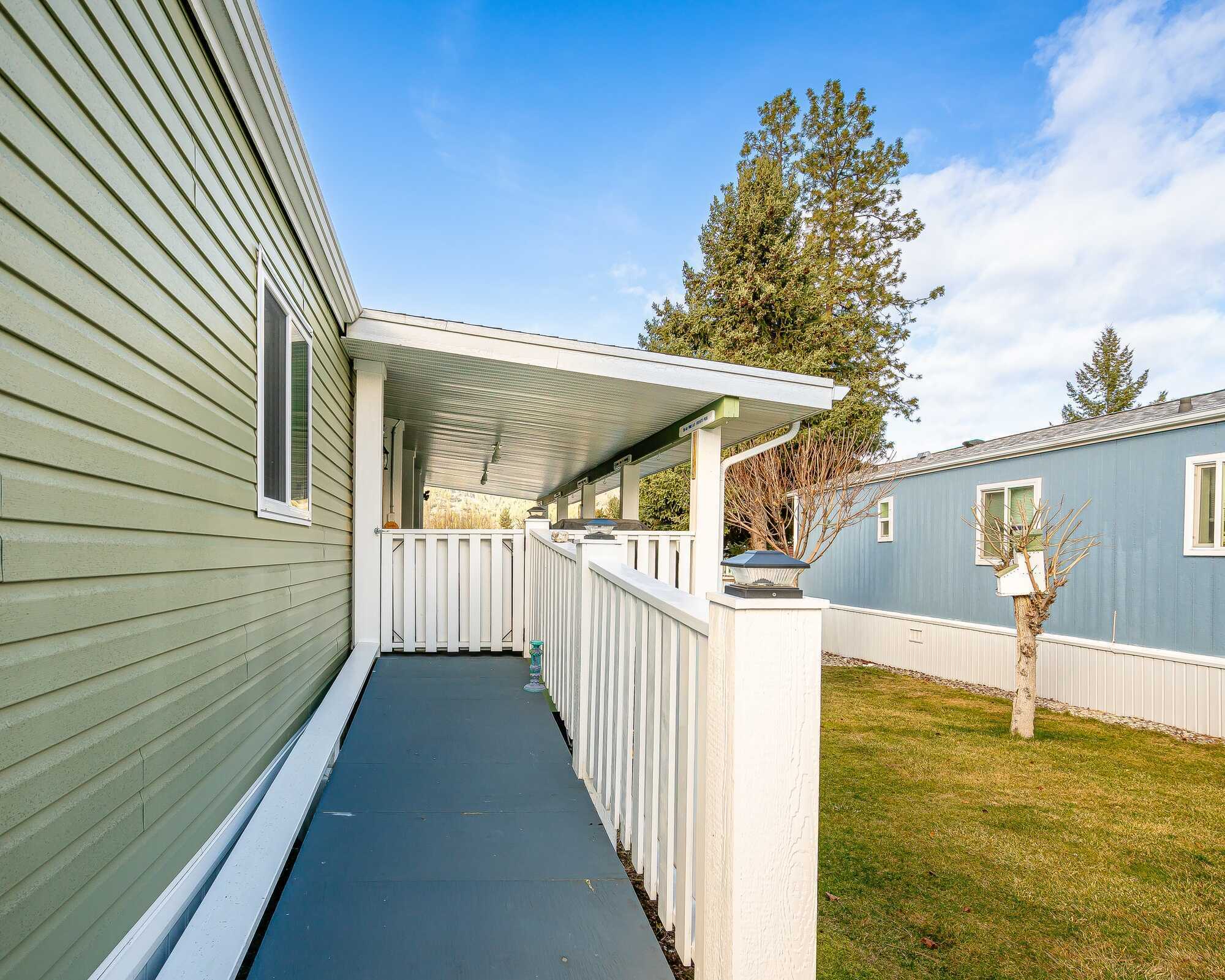 Accessible 2018 Home in Peach Cliff Estates — Bright, Spacious & Designed for Effortless Living 3