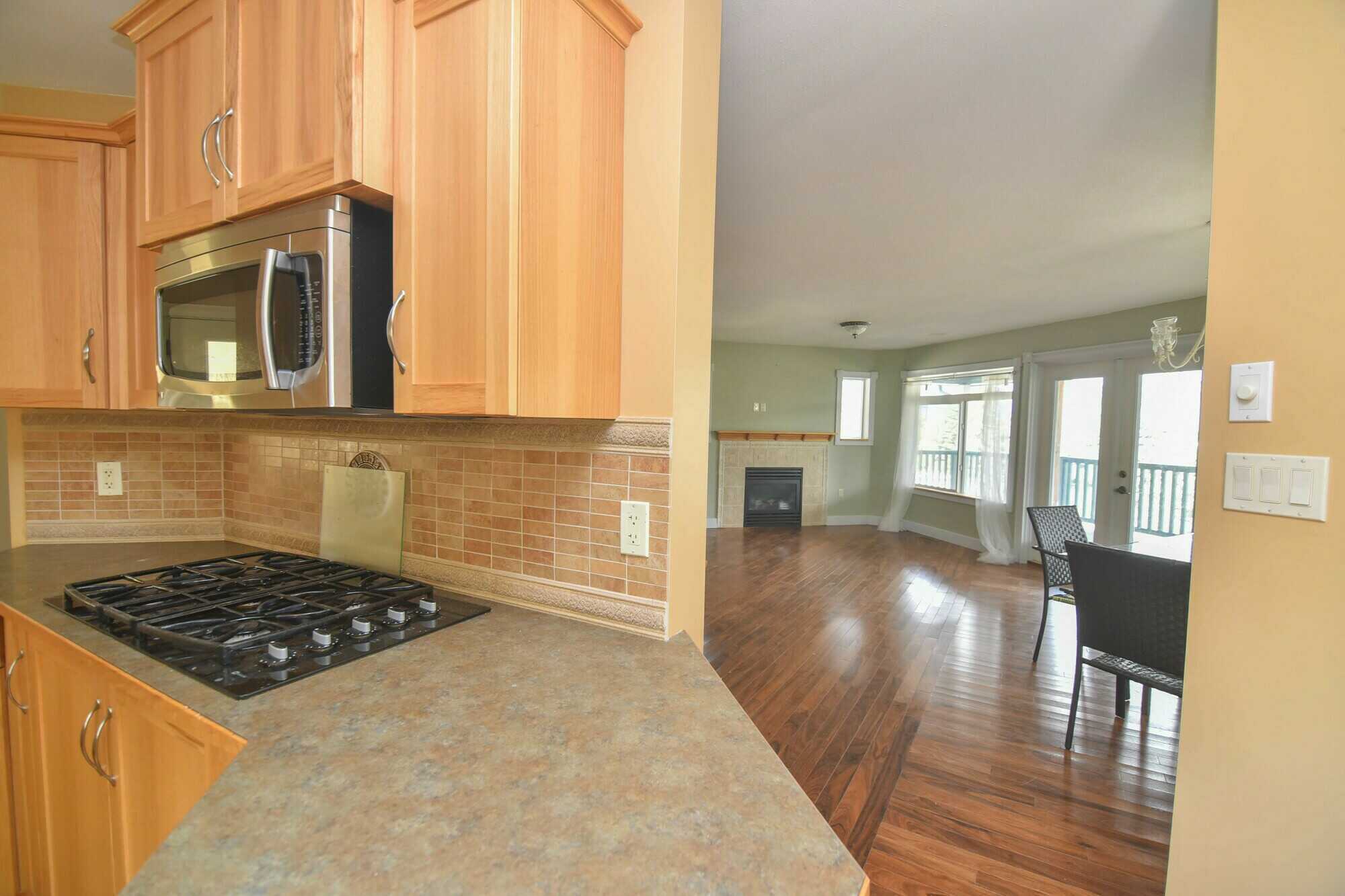 This home a one of a kind design with a fabulous layout!
Located in an excellent veery desirable location. 5