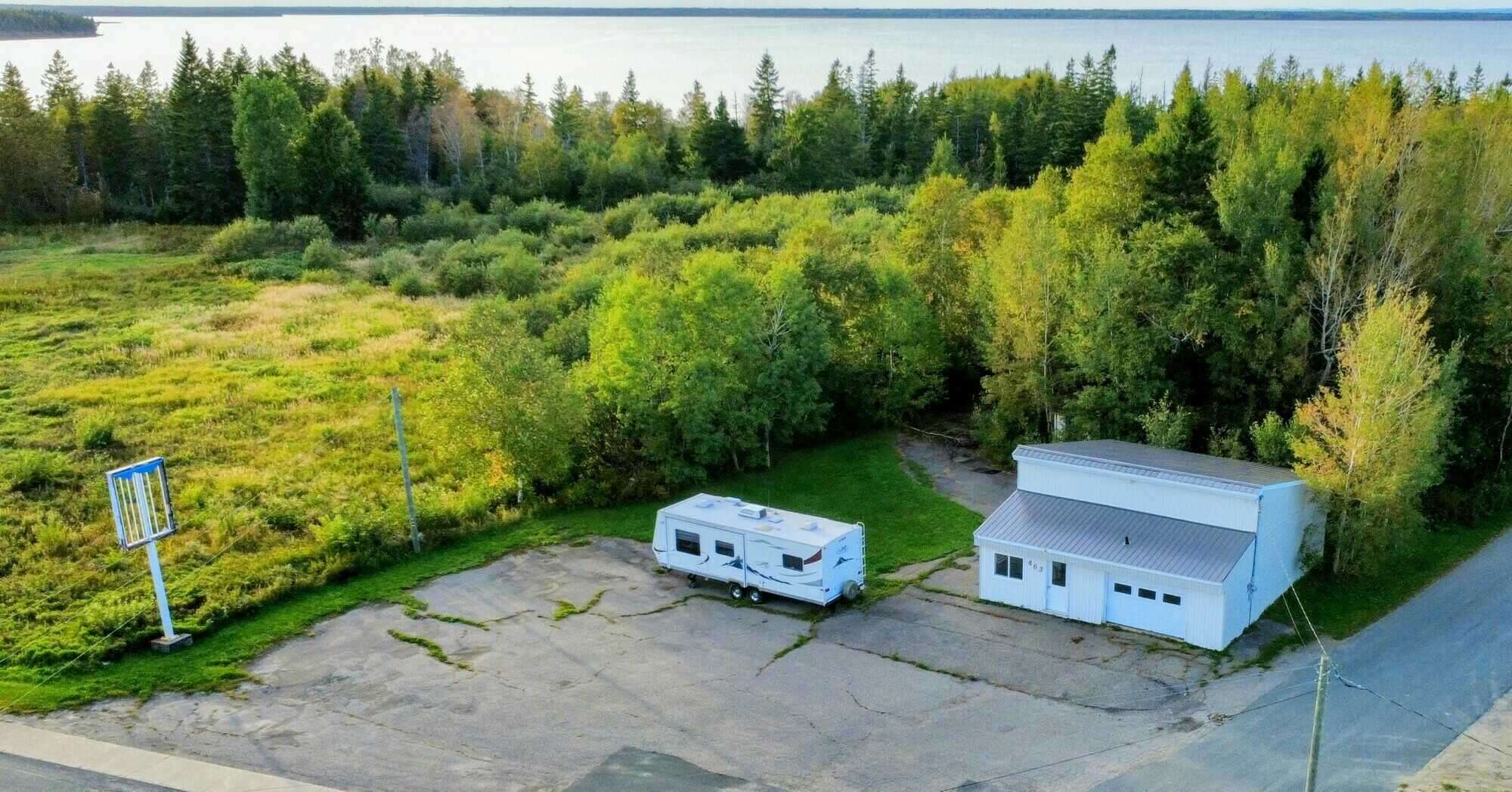 Propriété Commercial sur le Boulevard St-Pierre Caraquet 5
