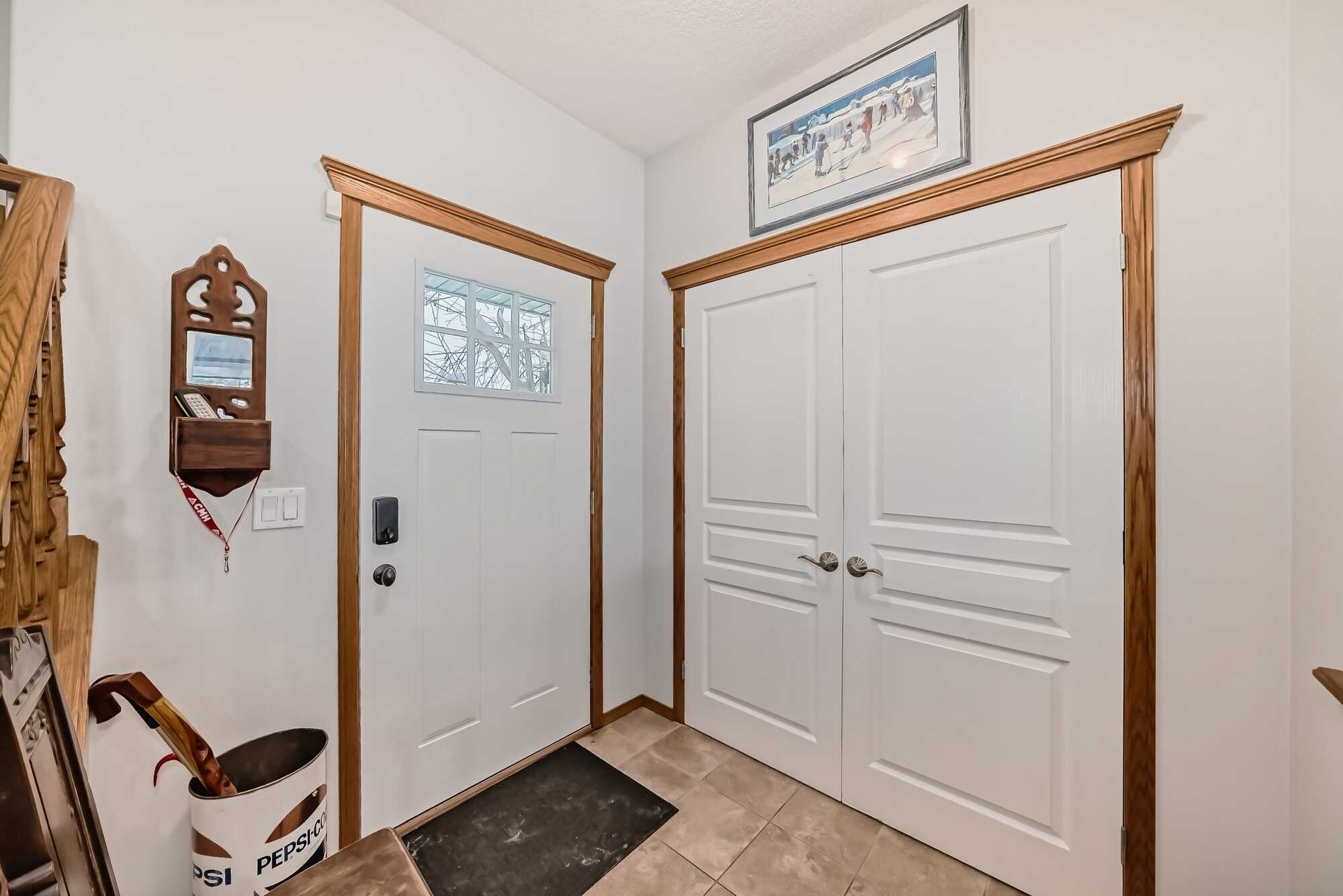 Move-In Ready Family Home with Space, Style & Sunshine! 4