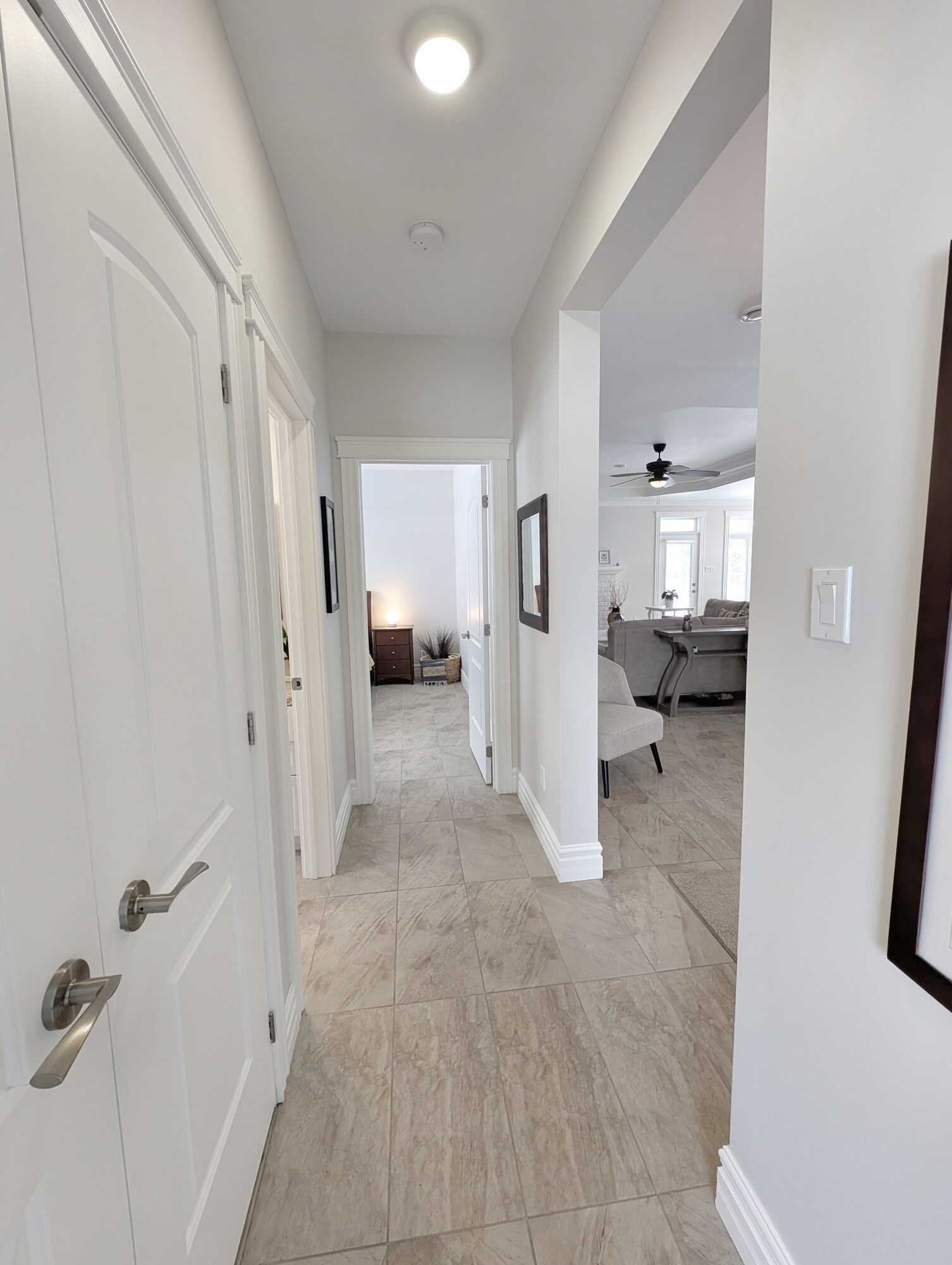 Executive-Style Bungalow on 3 Acres – Quality Built & Move-In Ready - Superbe Maison de Style Exécutif sur un Terrain de 3 Acres 5
