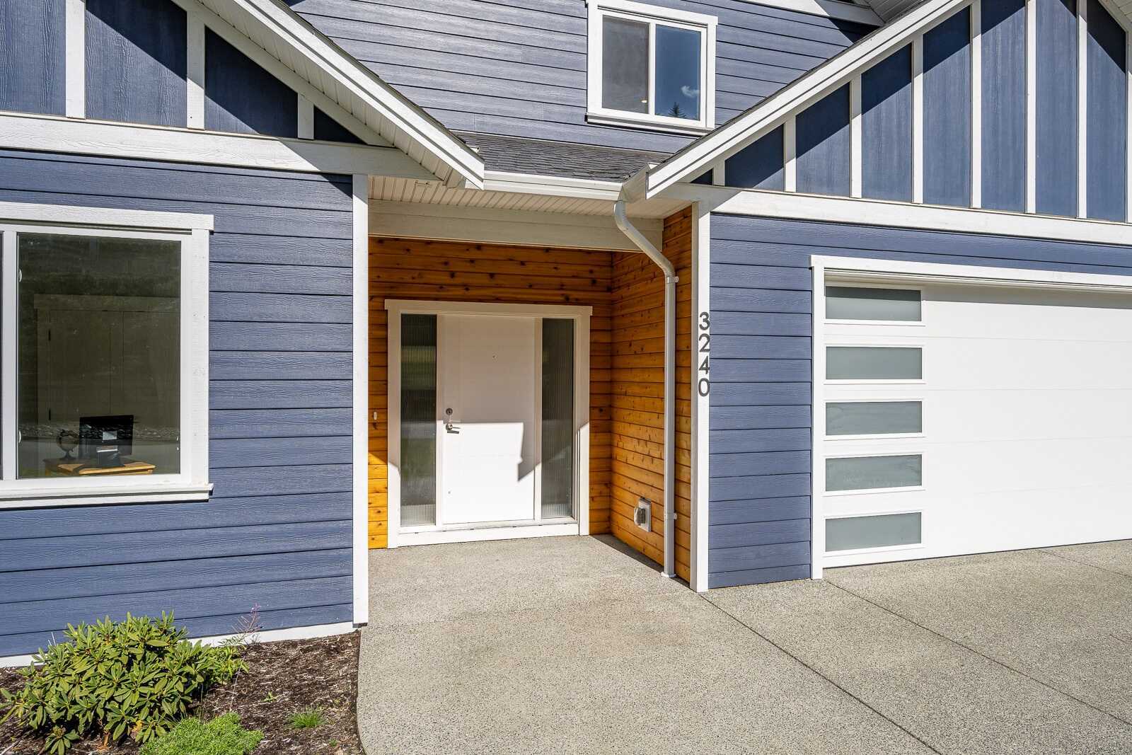 🏡 Flexible Home Ownership Opportunity!
Are you looking for a unique way to purchase your dream home? This property offers creative options tailored to the right buyer! 3