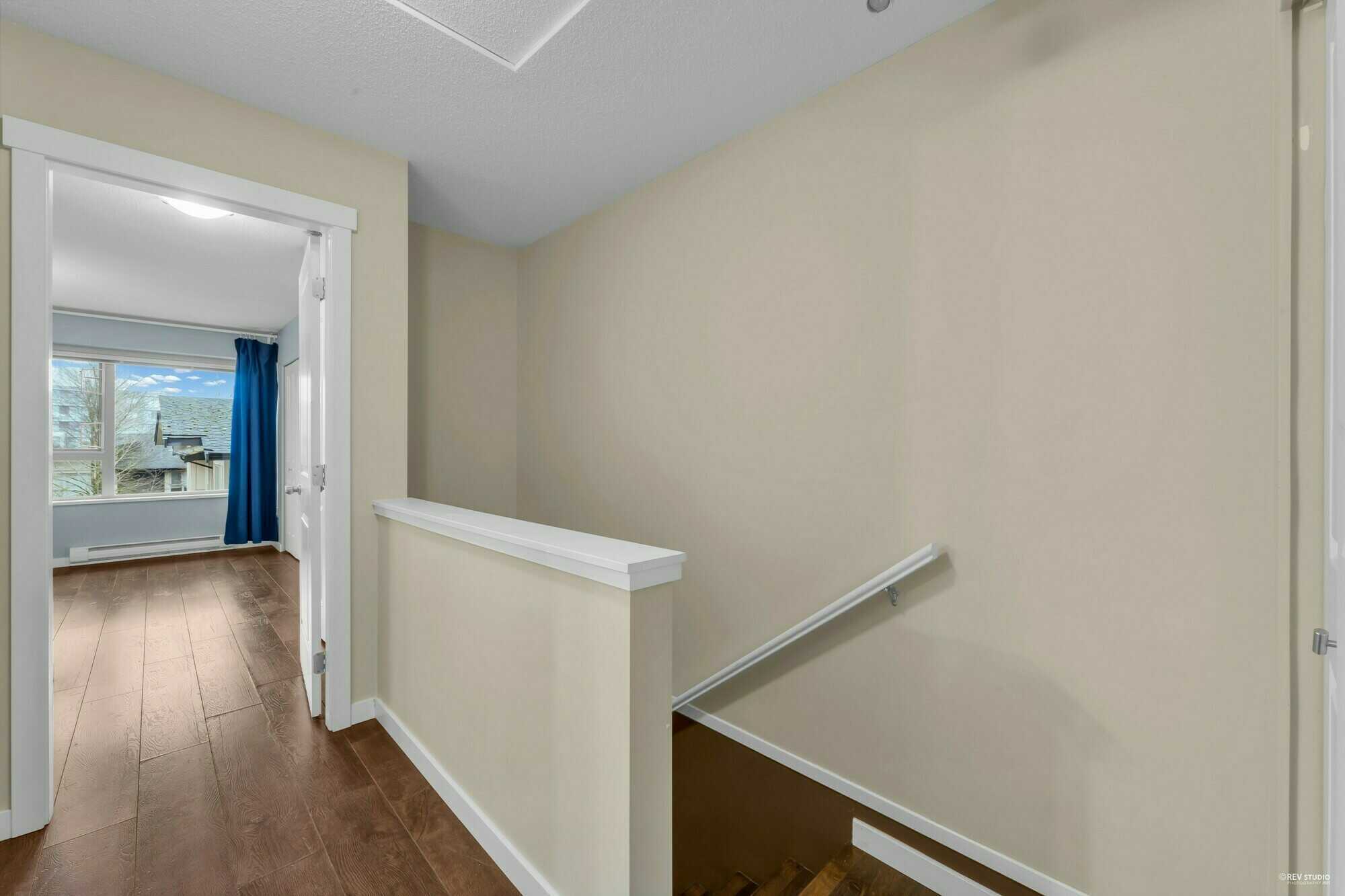 Serenity by Polygon: Spacious 2-Bedroom Townhouse Near Trails & University 5