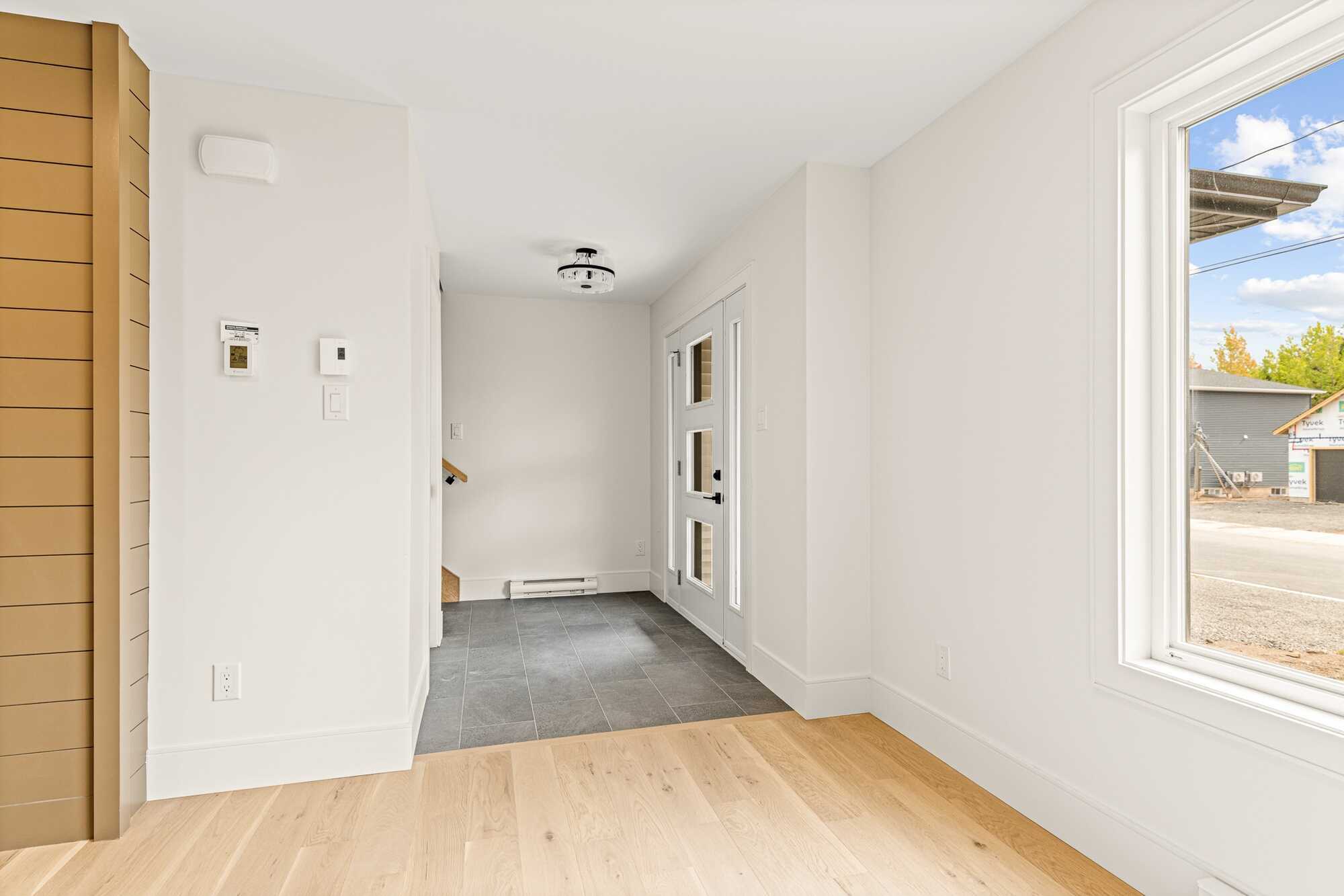 Modern New Construction with Legal In-Law Suite 4